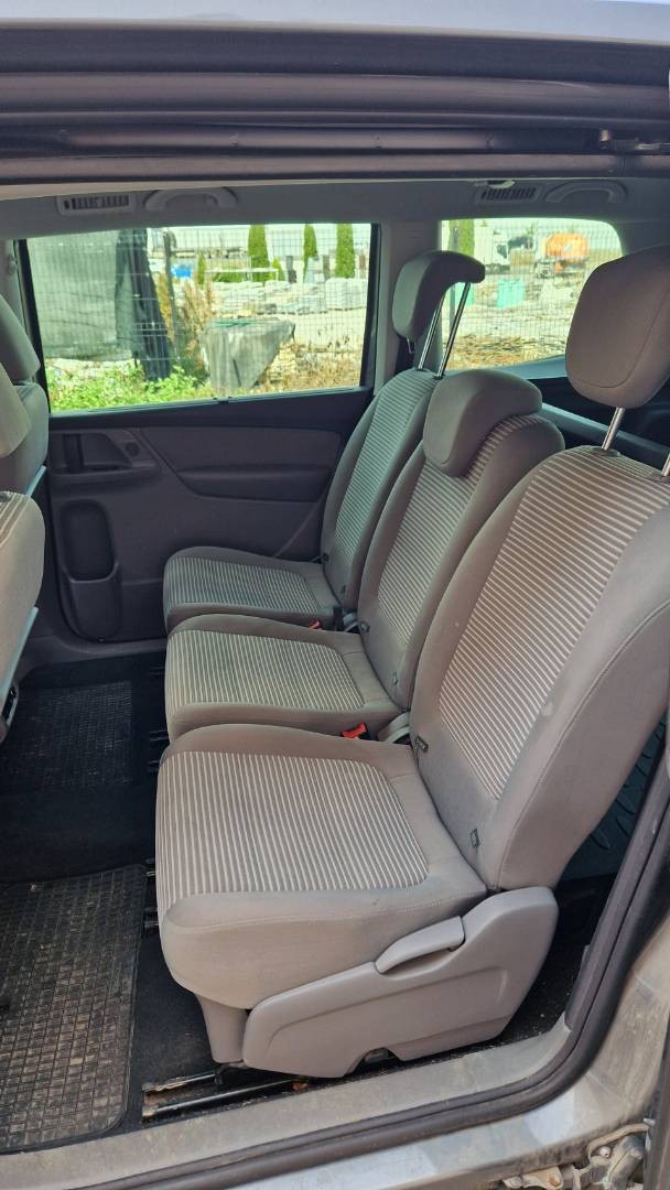 Seat Alhambra 2.0 TDI CR DPF Style 4x4 – Obrázok 9