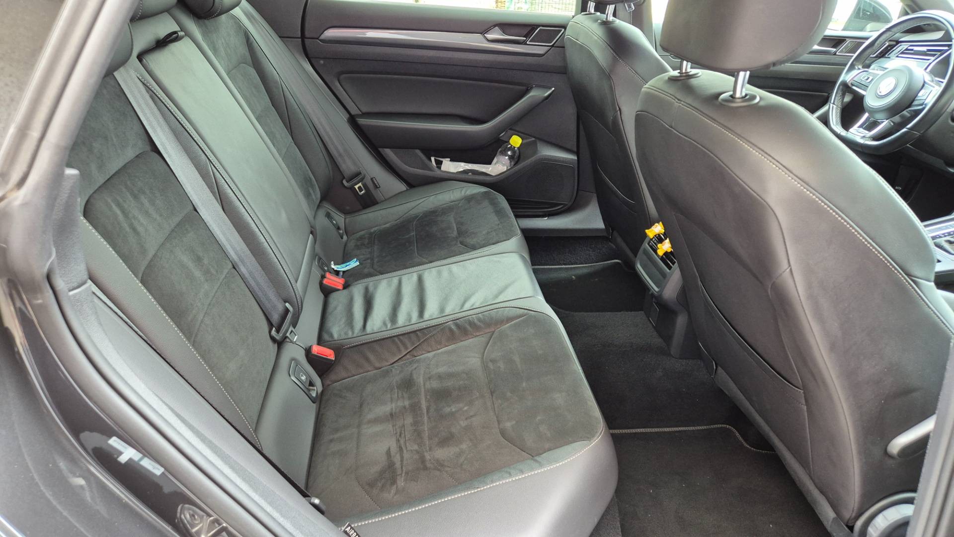 Volkswagen Arteon 2.0 TSI OPF BMT R-Line 4Motion DSG – Obrázok 16