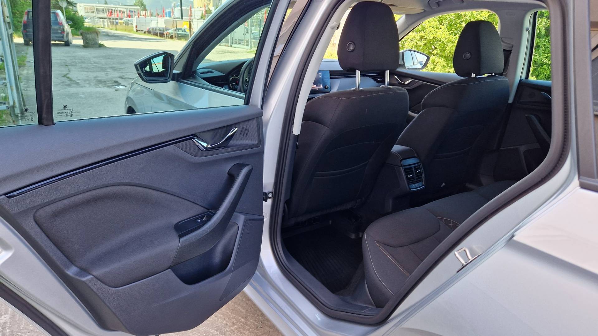 Škoda Kamiq 1.0 TSI Style DSG – Obrázok 22