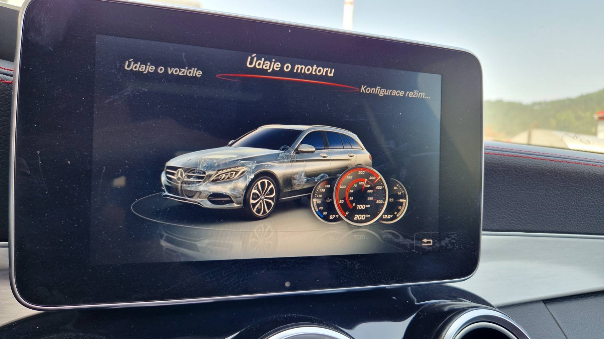 Mercedes-Benz C trieda Kombi 450 AMG 4matic A/T – Obrázok 42