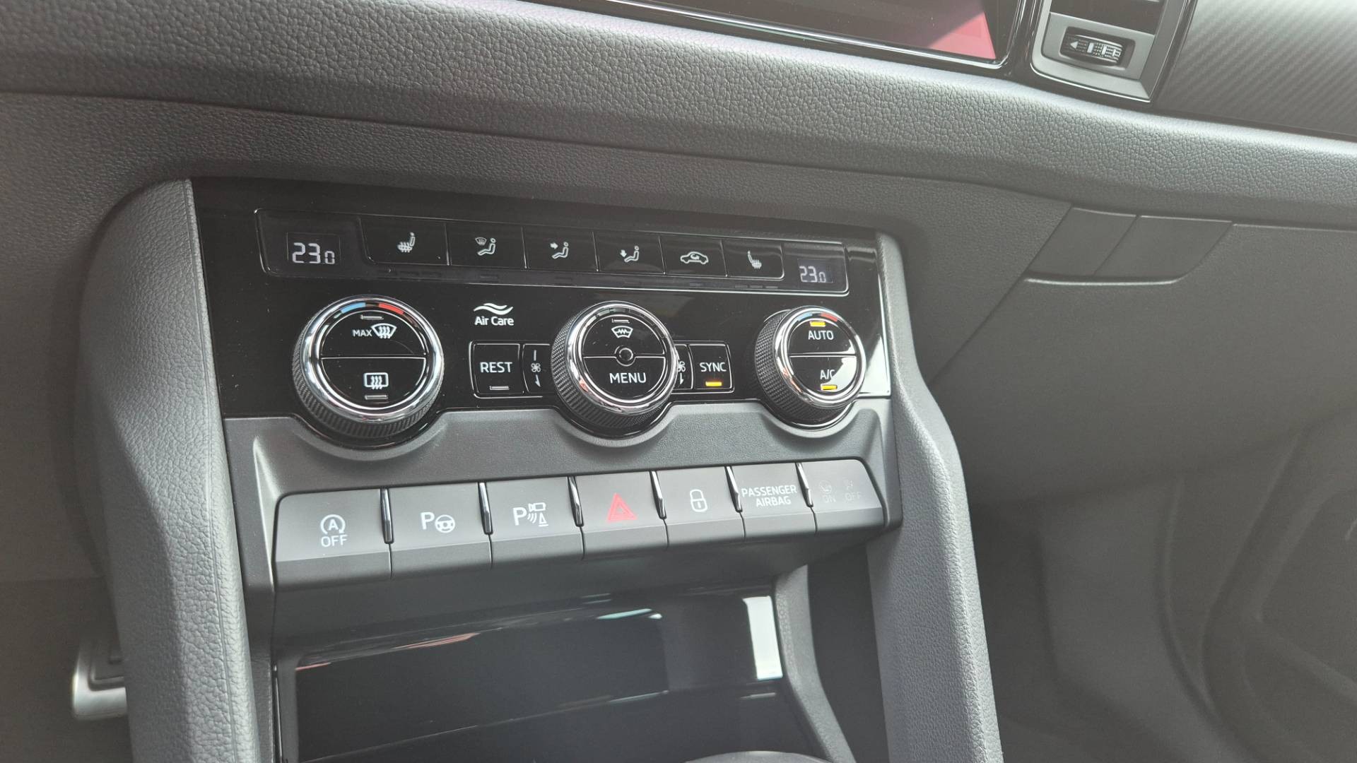 Škoda Kodiaq 2.0 TDI SCR EVO 200 Sportline 4x4 DSG – Obrázok 44