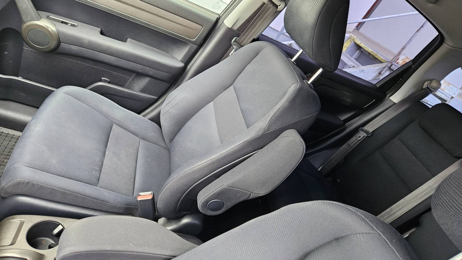 Honda CR-V 2.2 i-DTEC Style – Obrázok 21