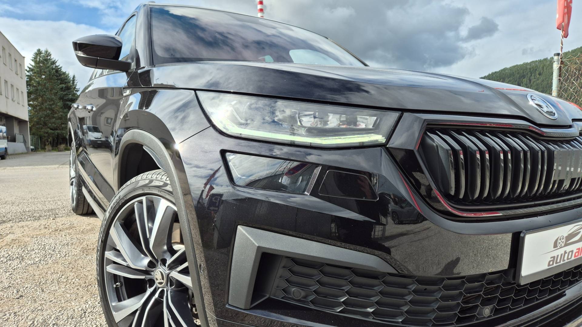 Škoda Kodiaq 2.0 TDI SCR EVO 200 Sportline 4x4 DSG – Obrázok 13