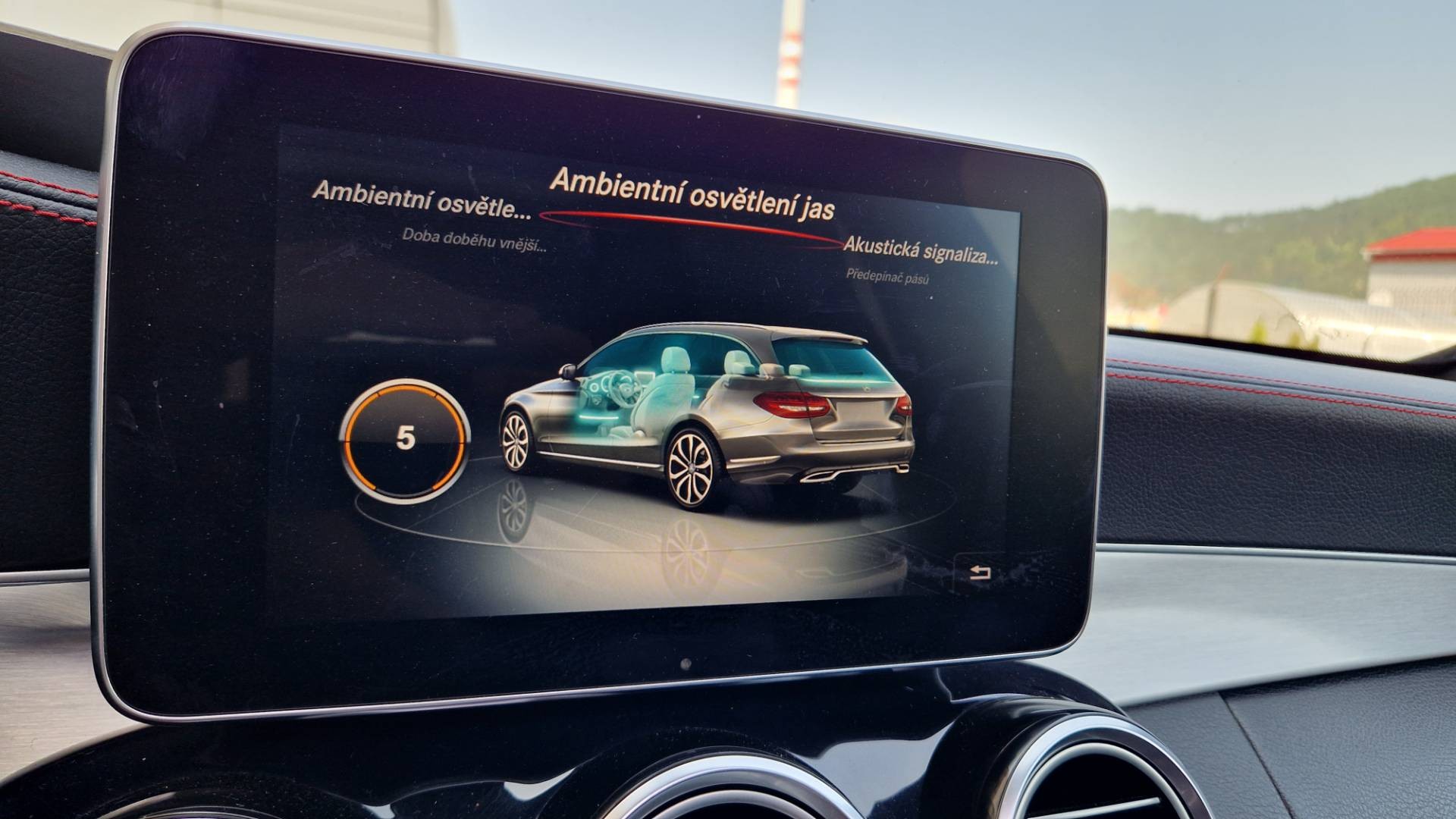 Mercedes-Benz C trieda Kombi 450 AMG 4matic A/T – Obrázok 43