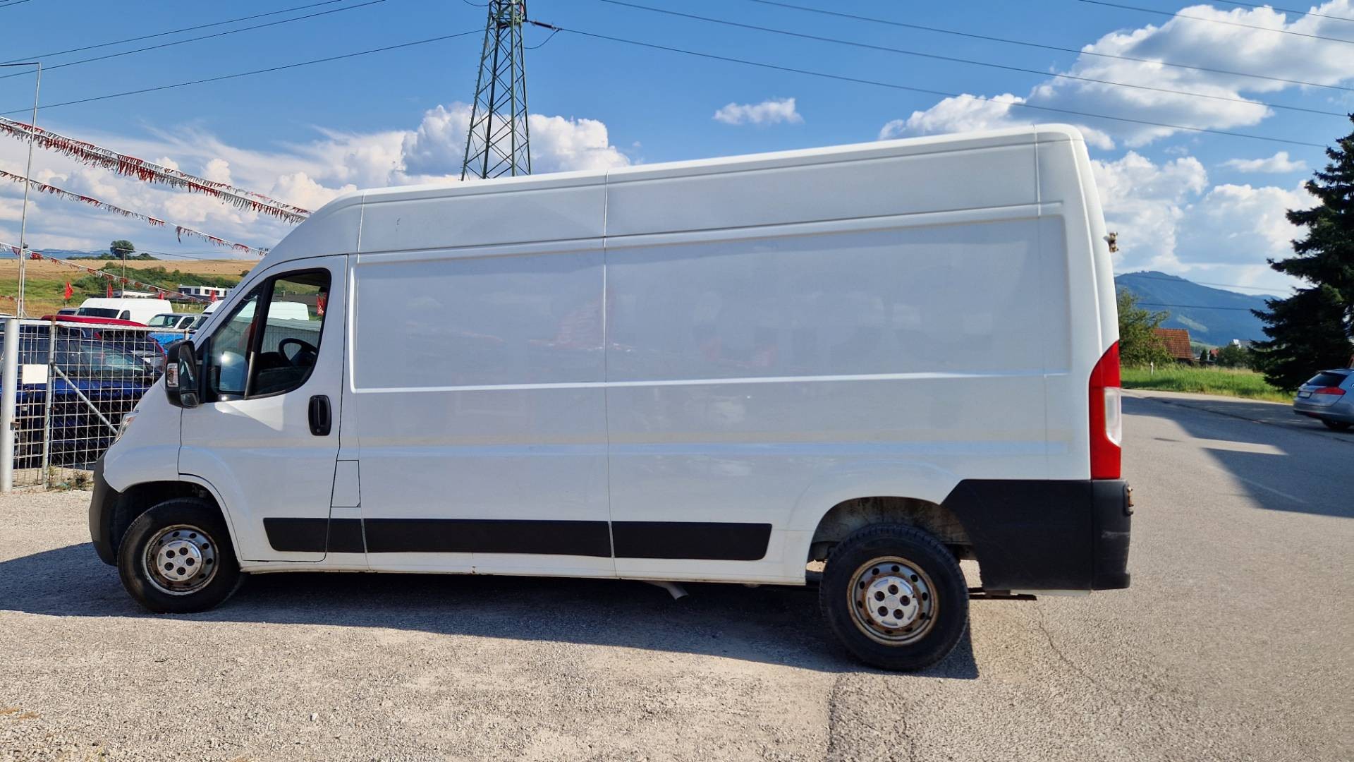 Citroën Jumper Furgon 2.2 BlueHDi 140k 35 L3H2 – Obrázok 9