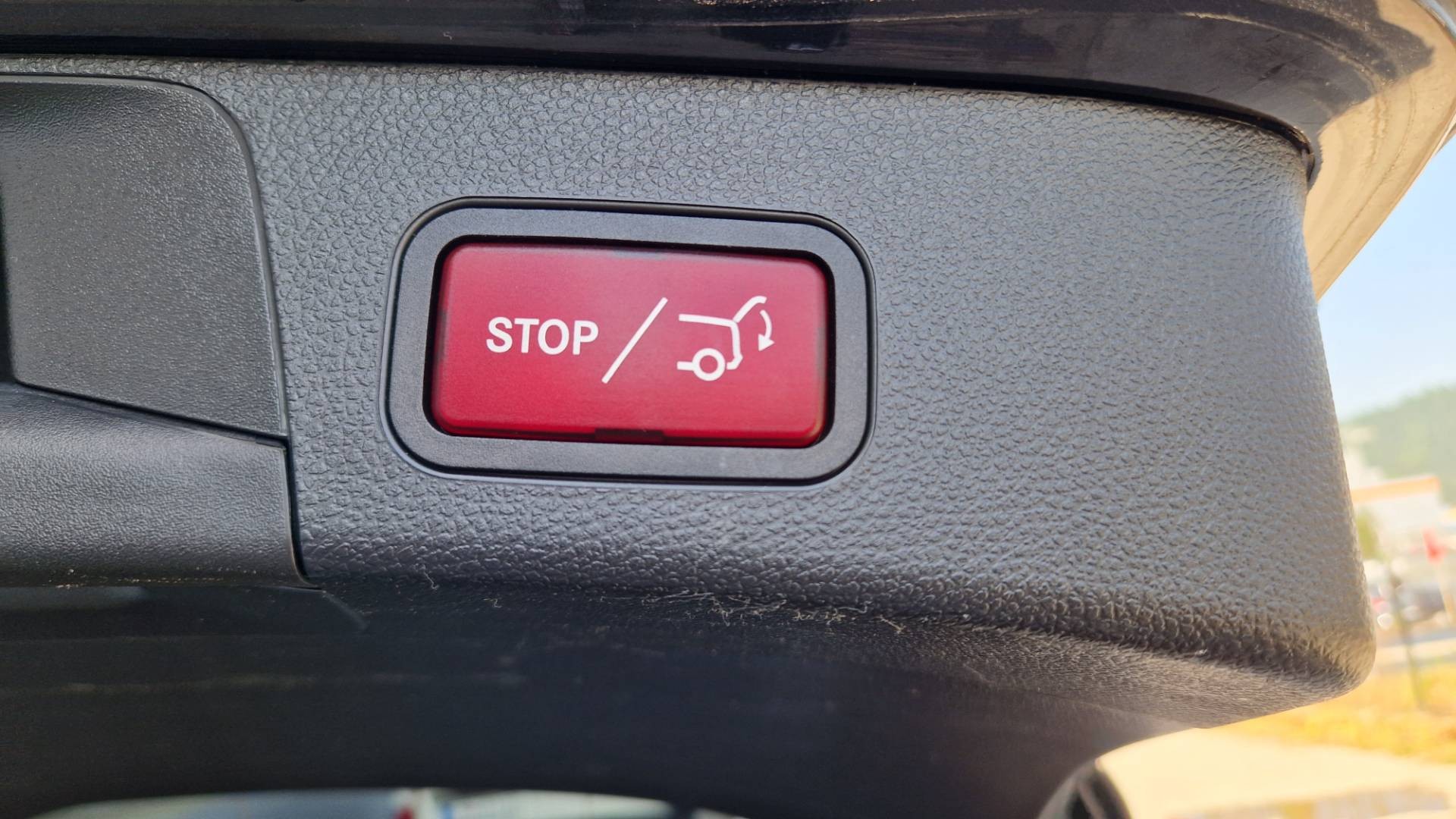 Mercedes-Benz C trieda Kombi 450 AMG 4matic A/T – Obrázok 21