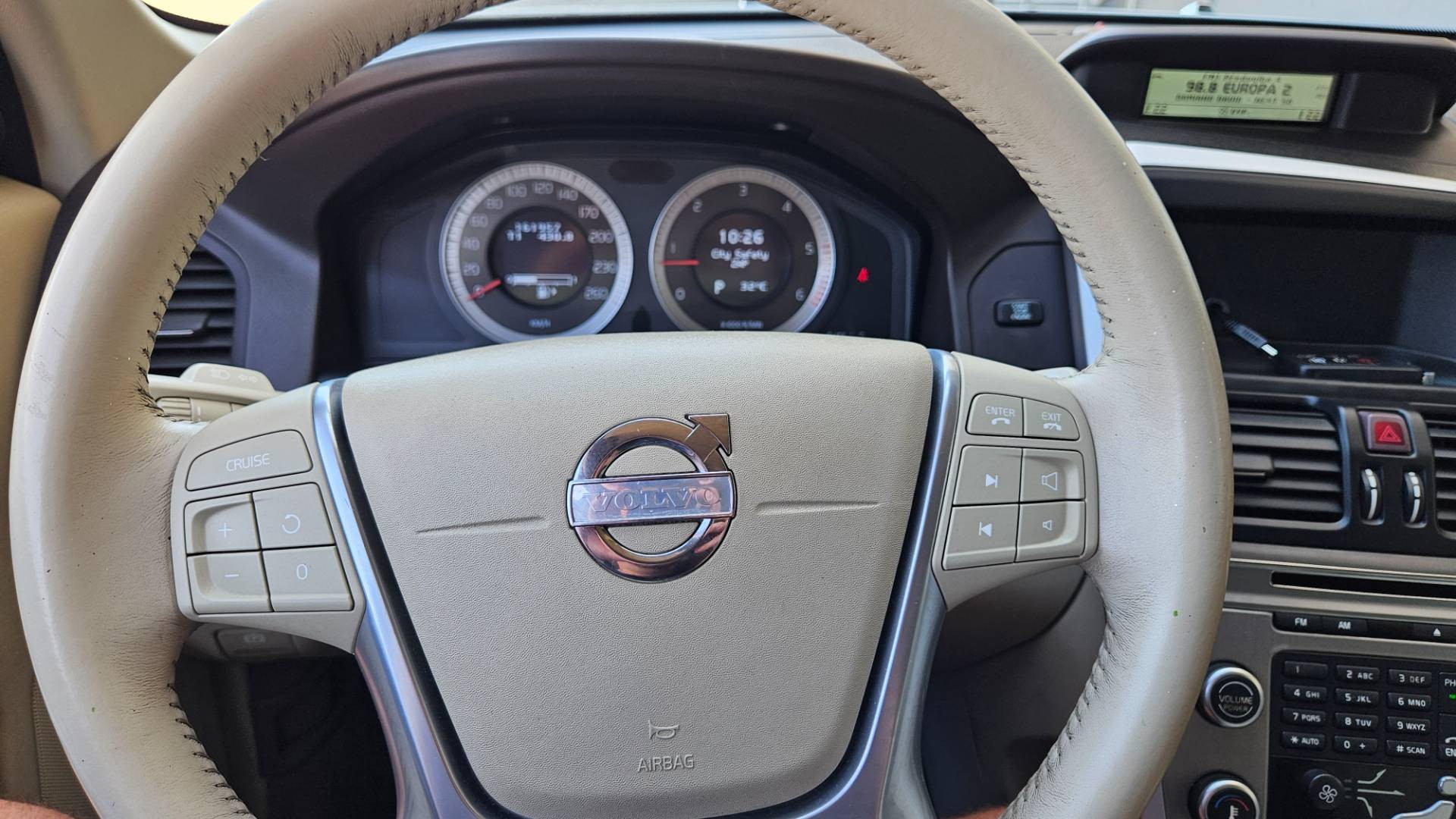 Volvo XC60 D5 (151kW) AWD Summum Geartronic – Obrázok 36