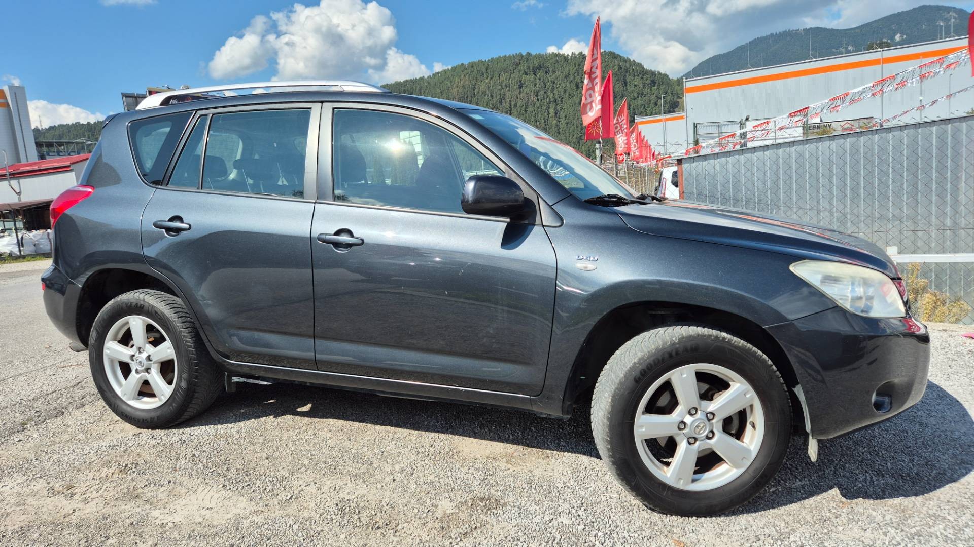 Toyota RAV4 2.2 D-4D 135 Base – Obrázok 16