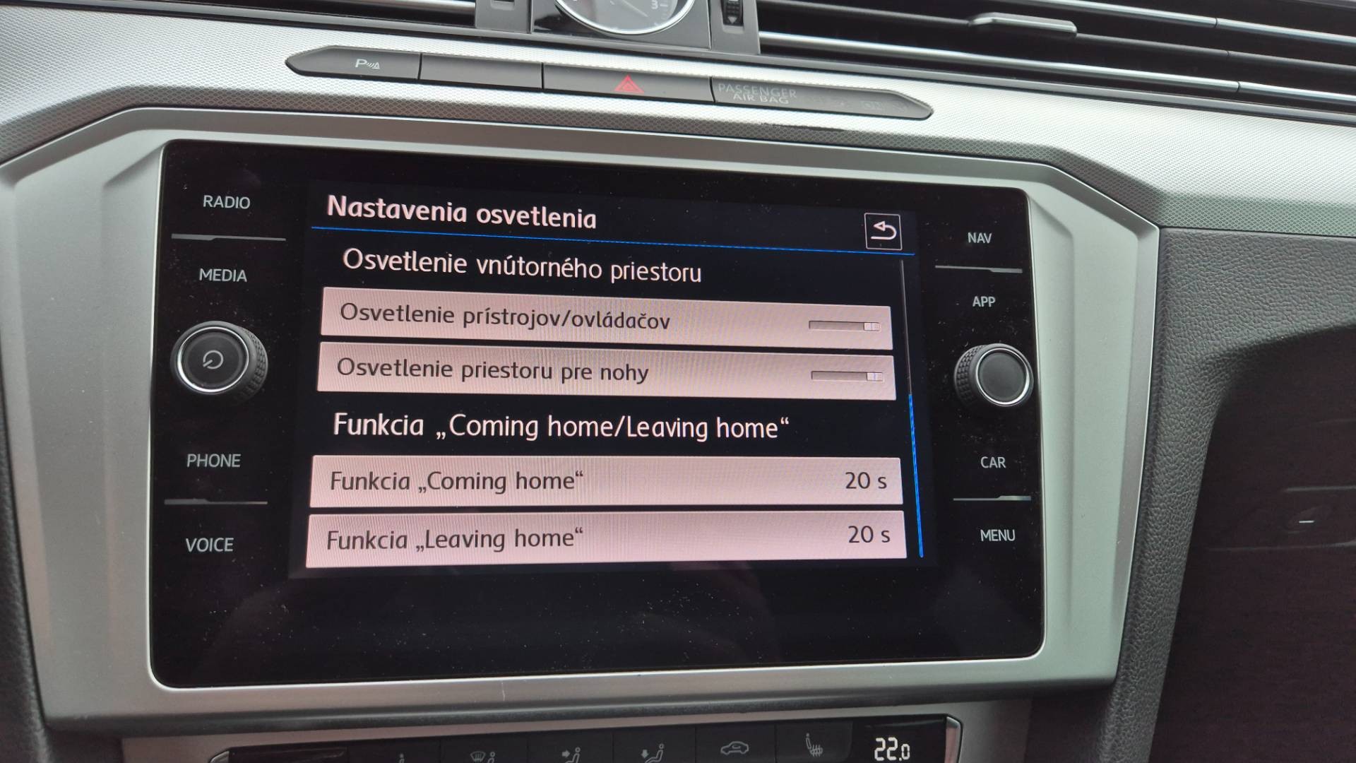 Volkswagen Passat Variant 2.0 TDI BMT Business Comfortline – Obrázok 42