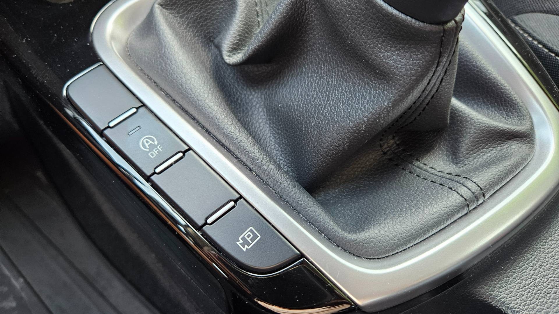 Kia Ceed SW 1.5 T-GDi Gold – Obrázok 22