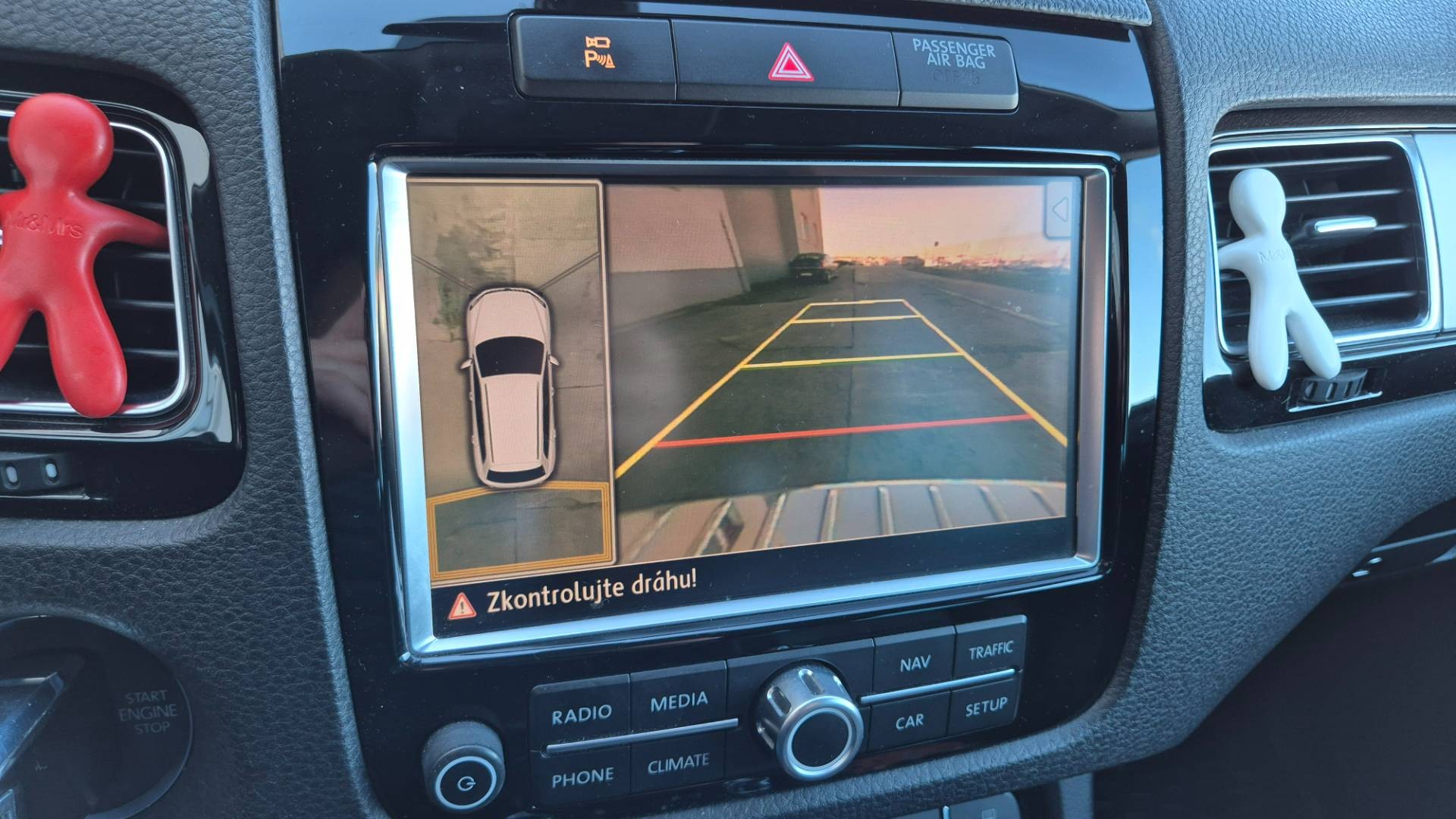 Volkswagen Touareg II 3.0 V6 TDI 240k BMT Premium 4XMOTION – Obrázok 29