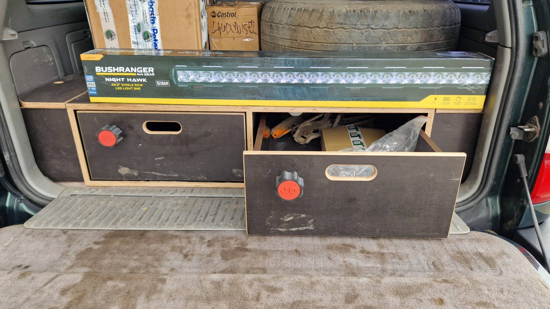 Toyota Land Cruiser 100 4.2 TD Luxor A/T – Obrázok 23