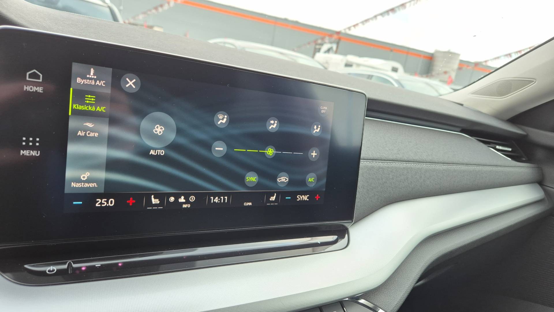 Škoda Octavia Combi 2.0 TDI SCR Style DSG – Obrázok 34