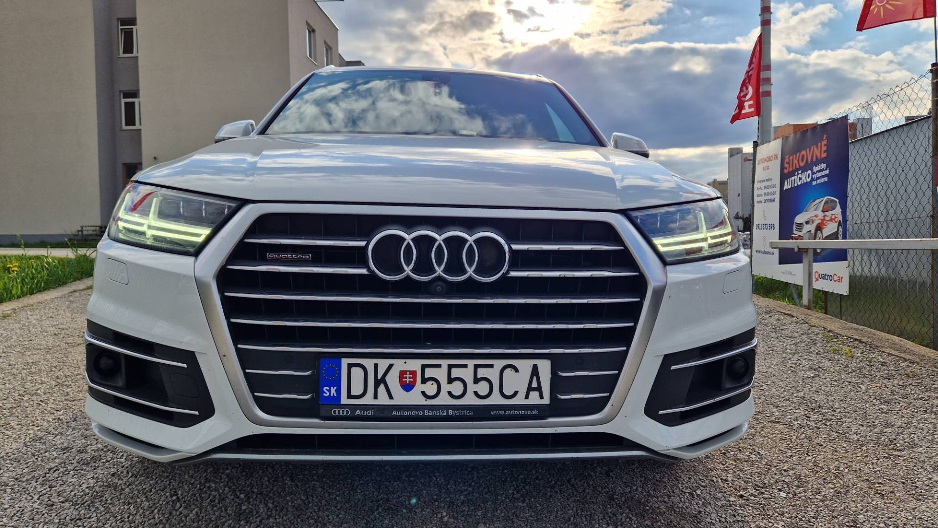 Audi Q7 3.0 TDI 272K QUATTTRO S-LINE 8 ST – Obrázok 17