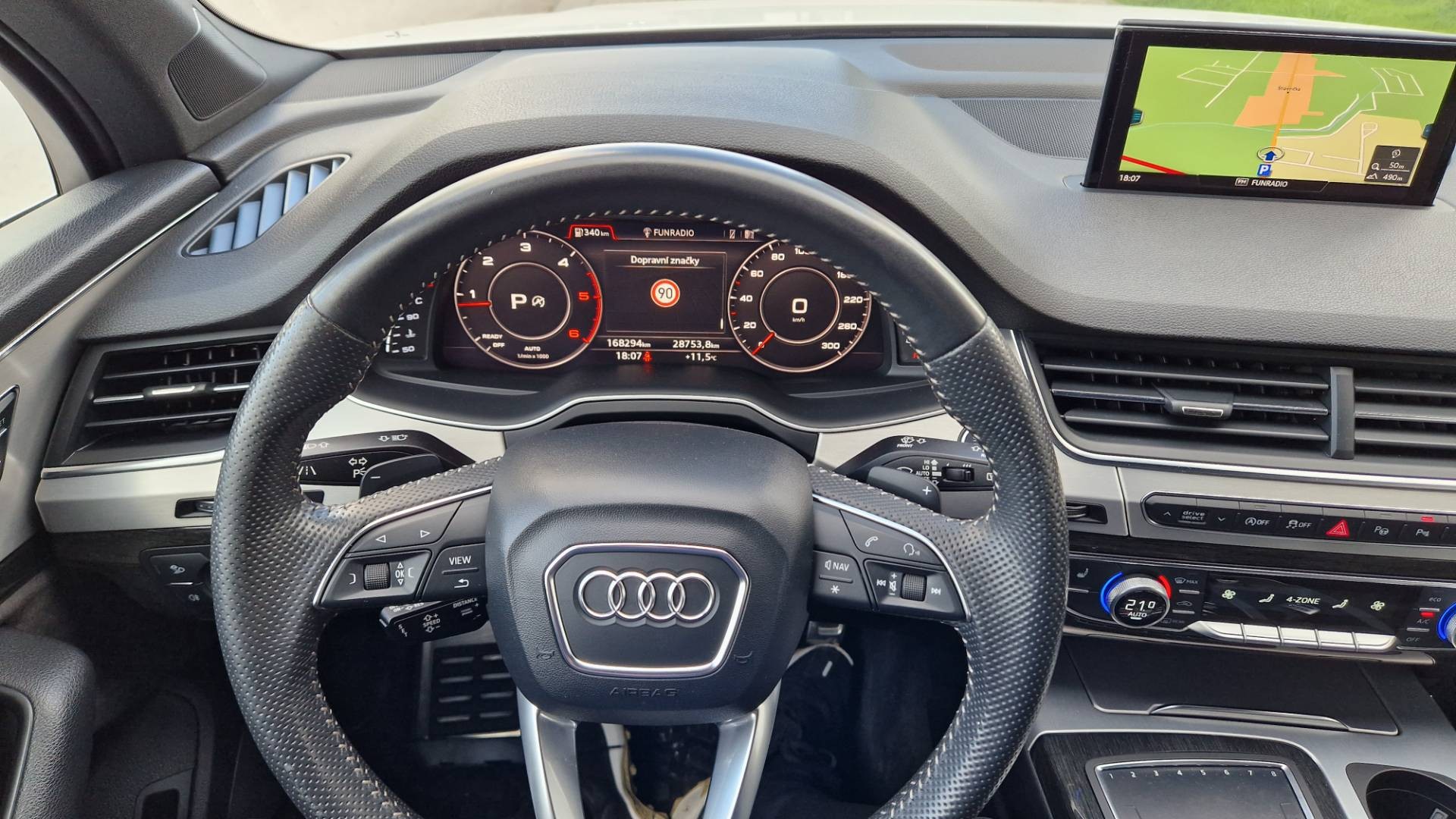 Audi Q7 3.0 TDI 272K QUATTTRO S-LINE 8 ST – Obrázok 60