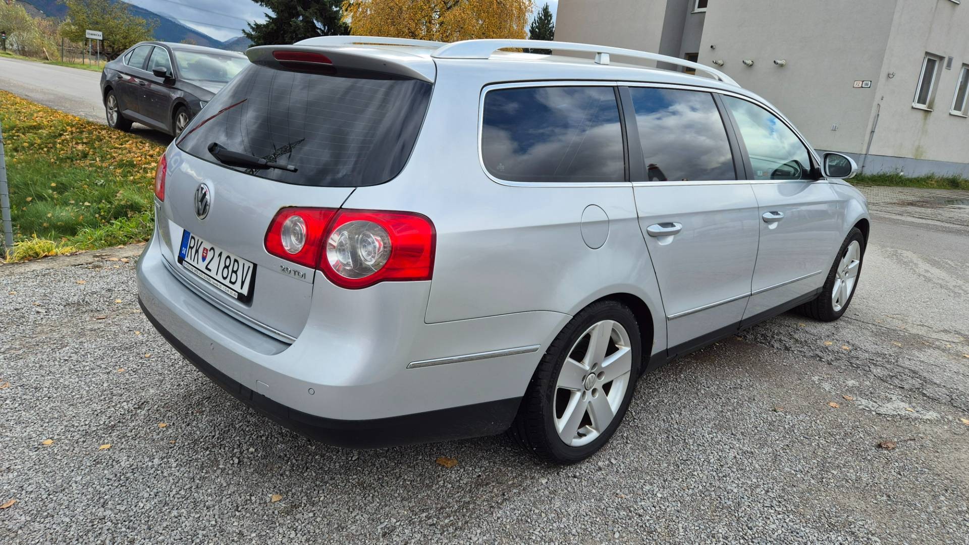 Volkswagen Passat Variant 2.0 TDI Highline DSG – Obrázok 4