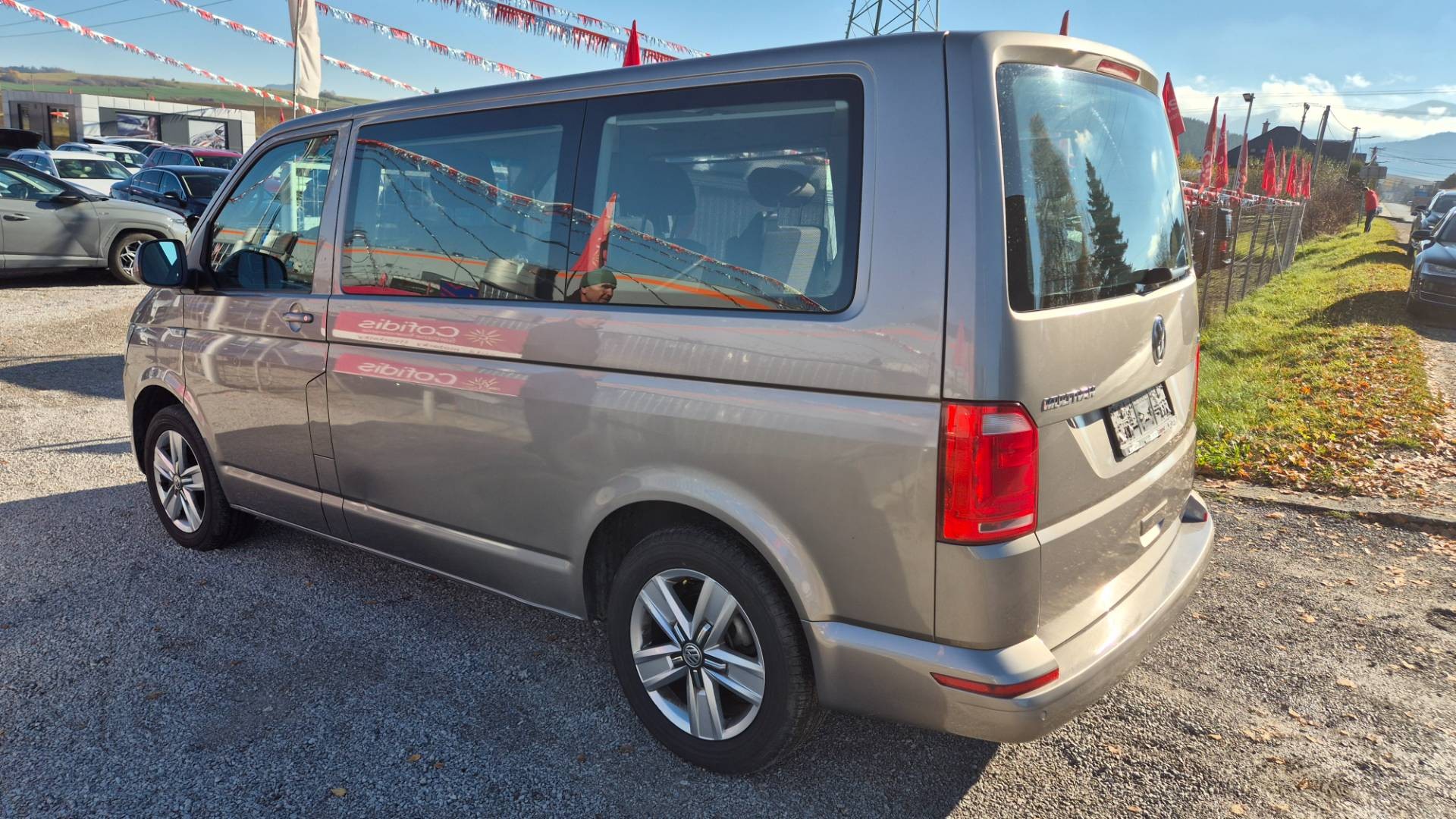 Volkswagen Multivan 2.0 TSI BMT Comfortline DSG – Obrázok 3