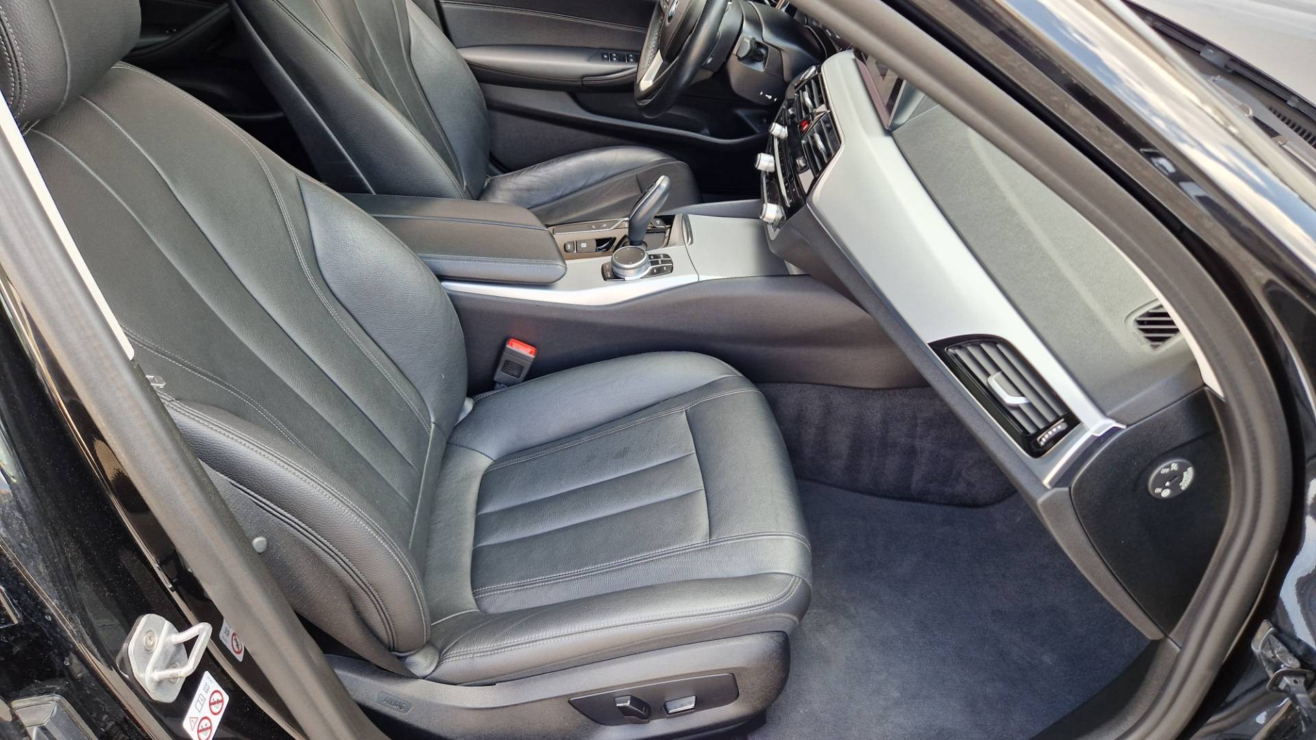 BMW Rad 5 Touring 530d xDrive A/T – Obrázok 42