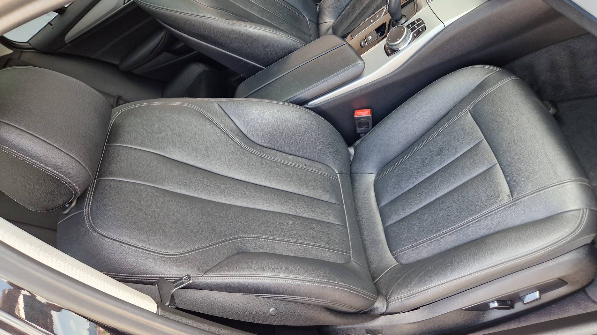 BMW Rad 5 Touring 530d xDrive A/T – Obrázok 43