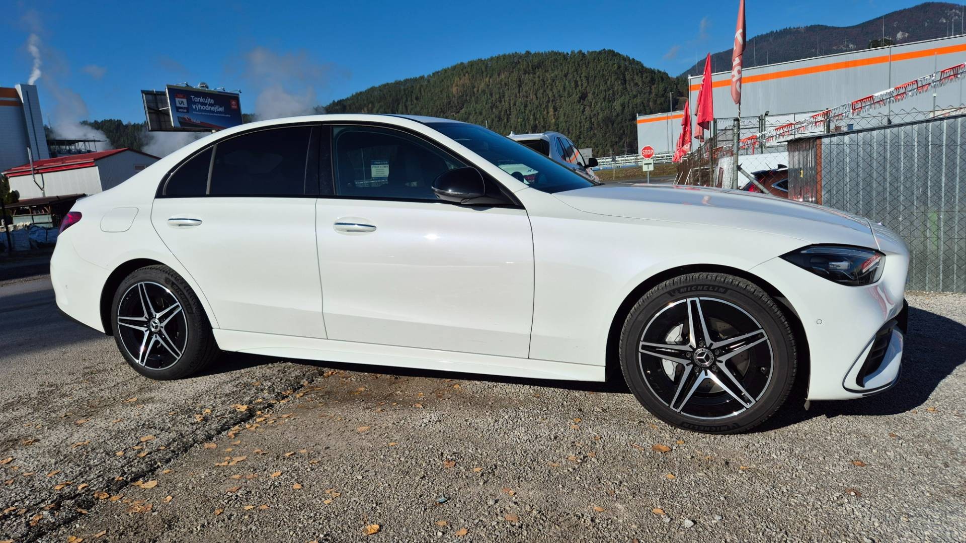 Mercedes-Benz C trieda Sedan 300 mHEV A/T – Obrázok 18