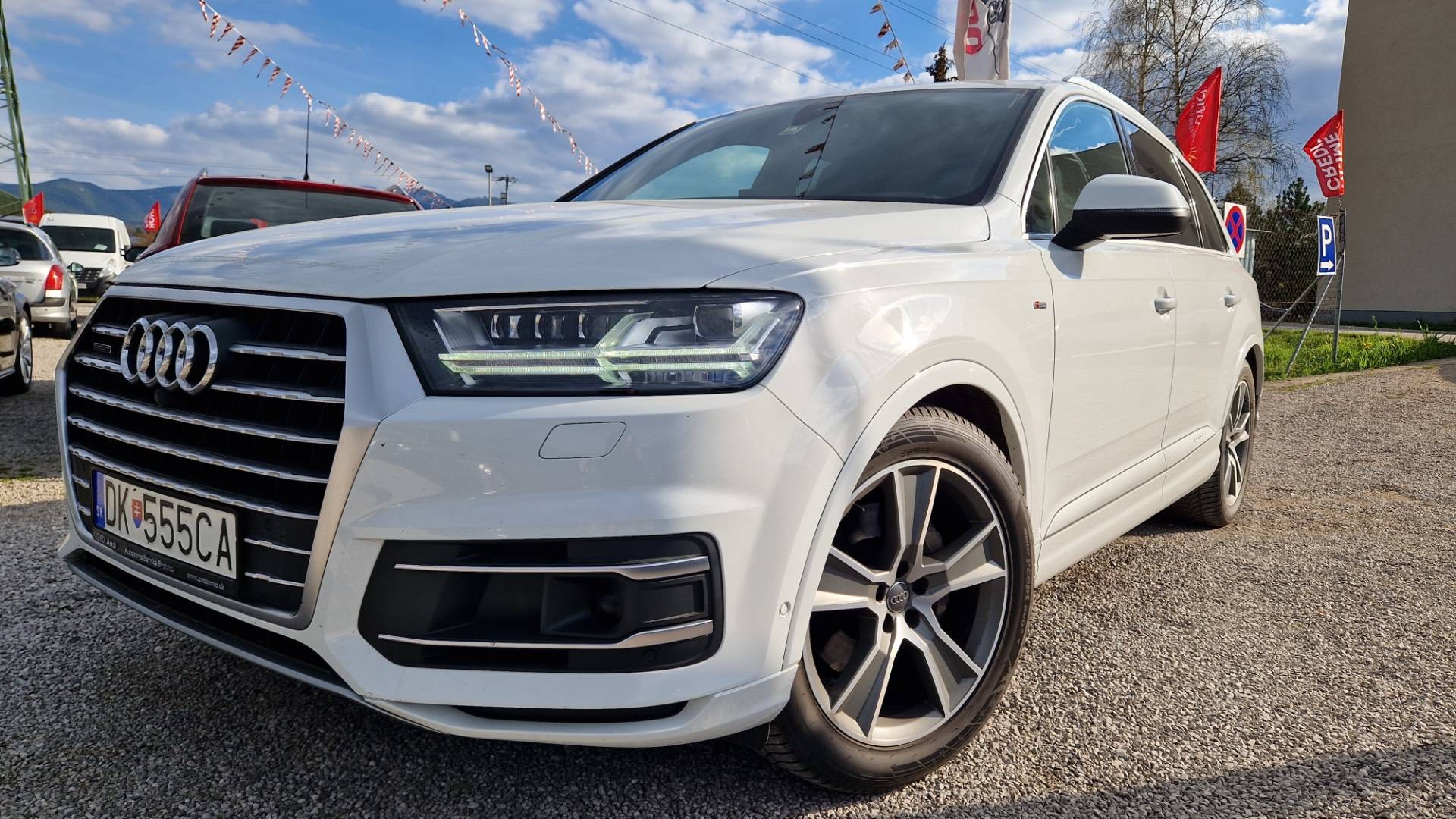 Audi Q7 3.0 TDI 272K QUATTTRO S-LINE 8 ST – Obrázok 13