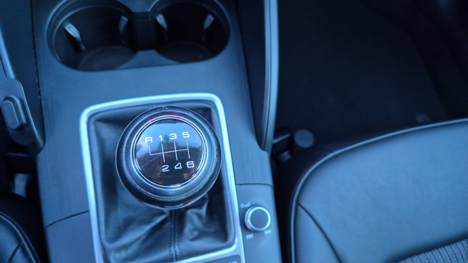 Audi A3 2.0 TDI Attraction – Obrázok 35