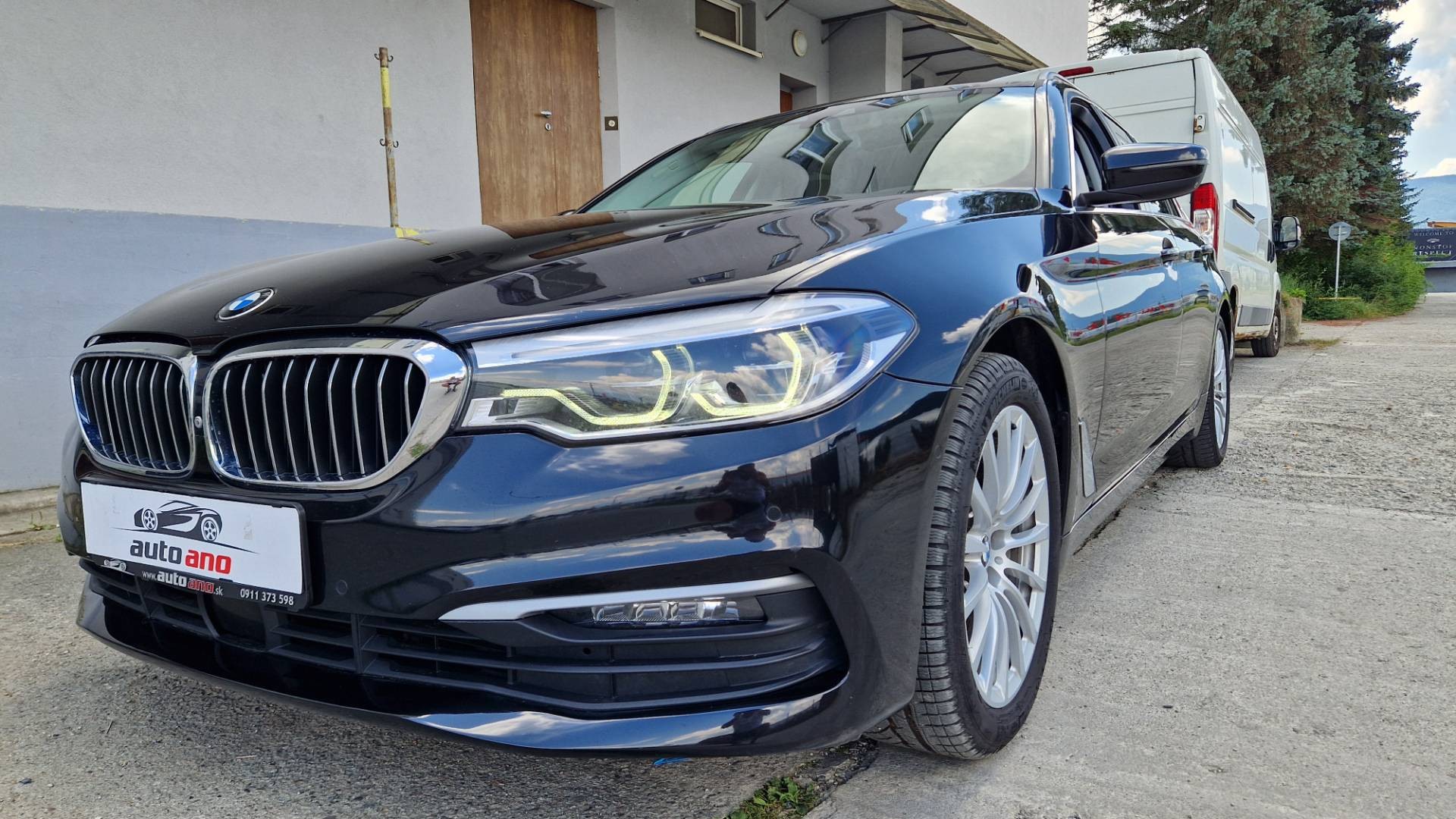 BMW Rad 5 Touring 530d xDrive A/T – Obrázok 67