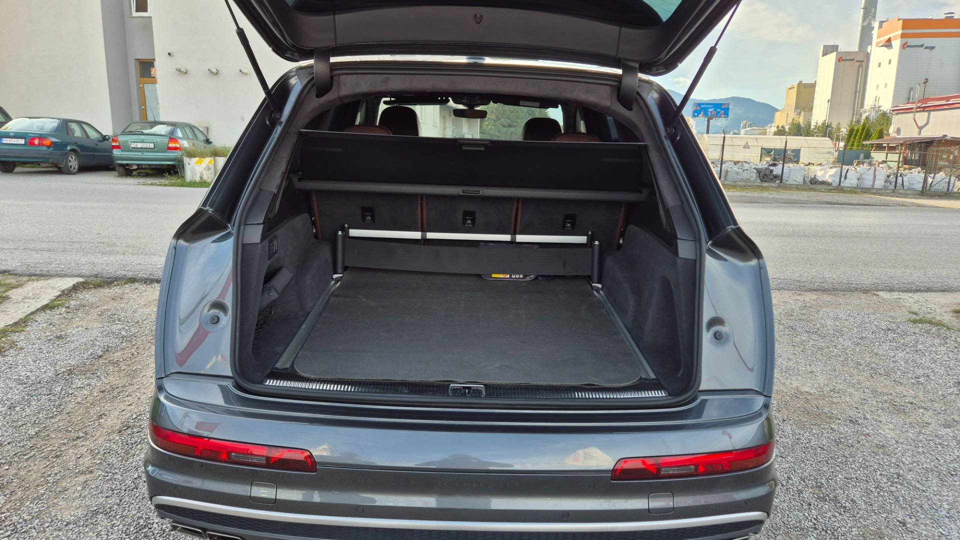 Audi SQ7 4.0 TDI 435k quattro tiptronic 8-st. – Obrázok 17