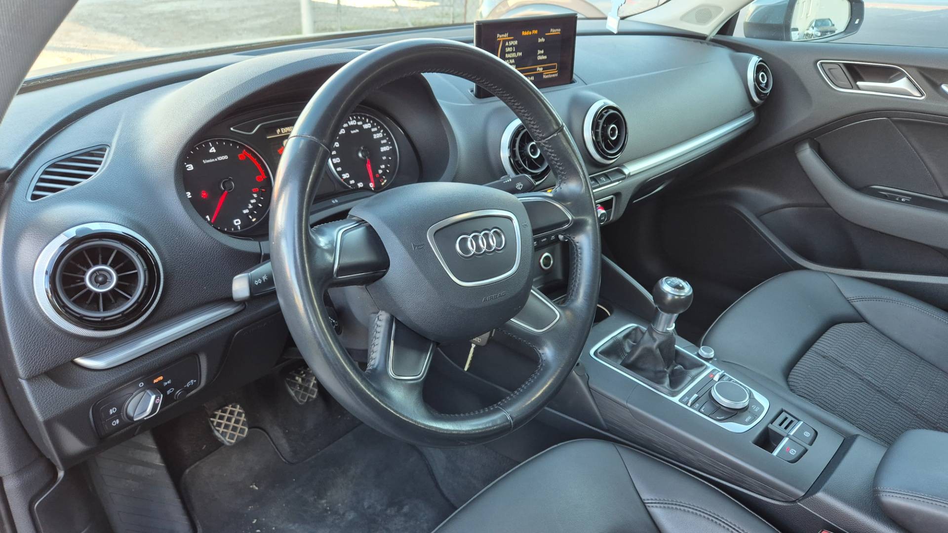 Audi A3 2.0 TDI Attraction – Obrázok 20