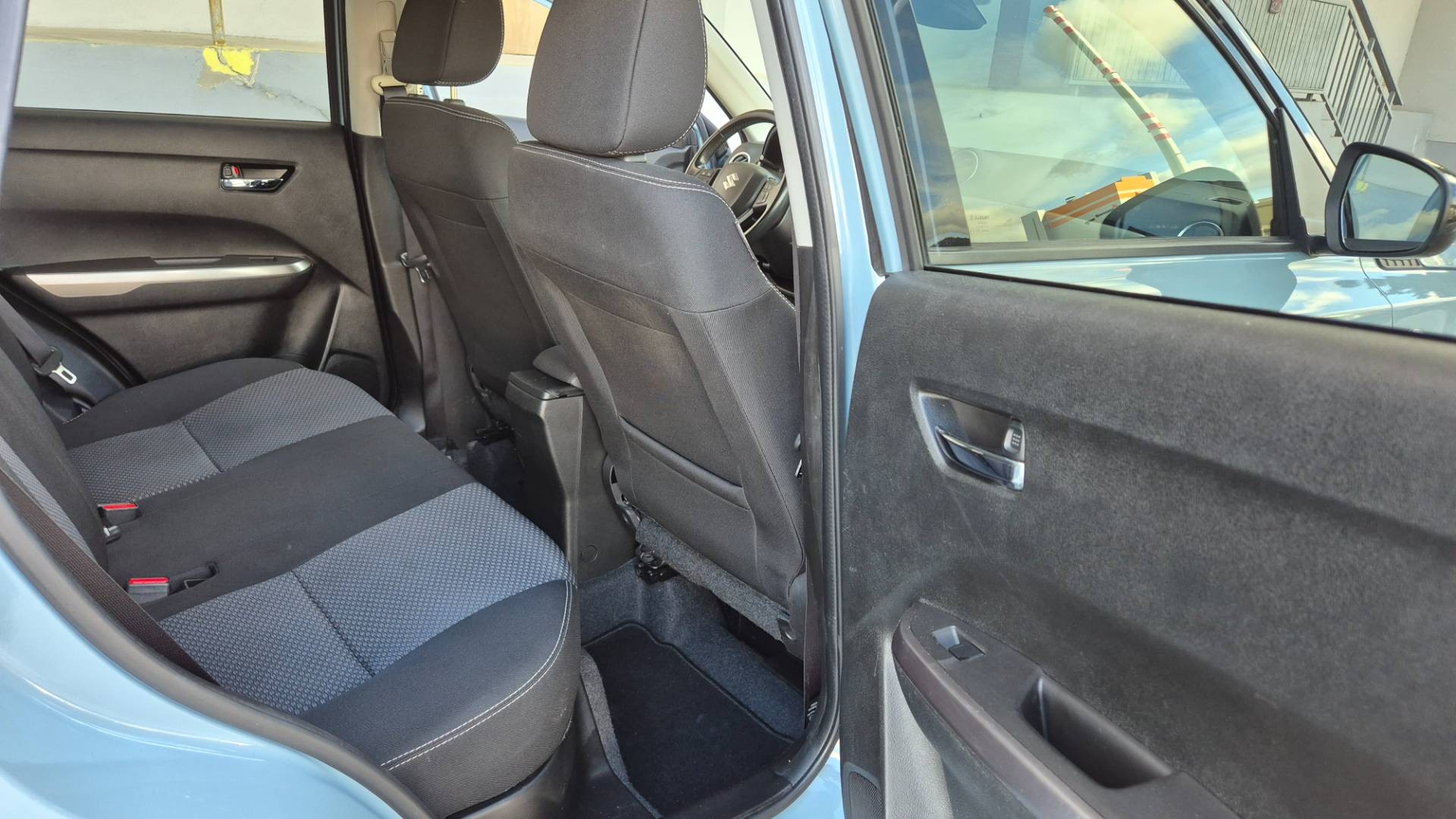 Suzuki Vitara 1.4 BoosterJet Mildhybrid Elegance 4WD – Obrázok 18