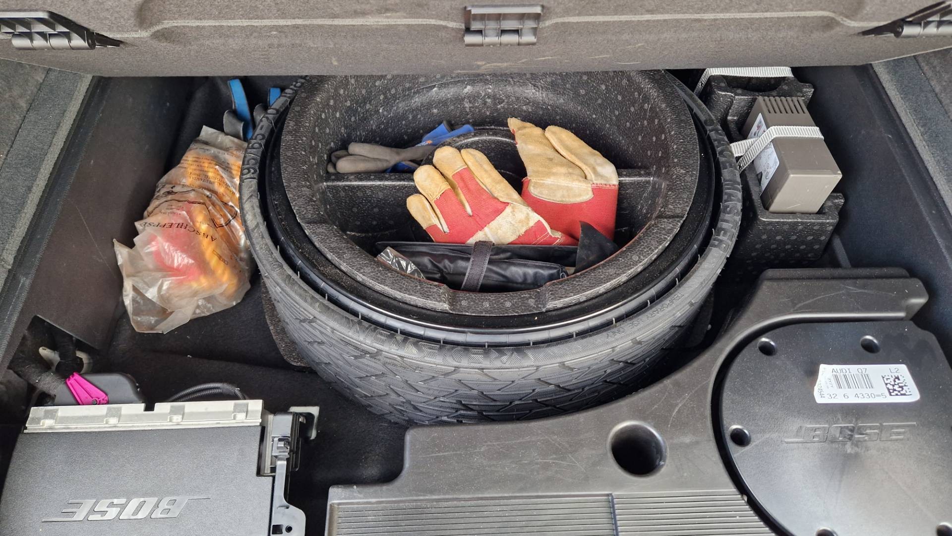 Audi Q7 3.0 TDI 272K QUATTTRO S-LINE 8 ST – Obrázok 27