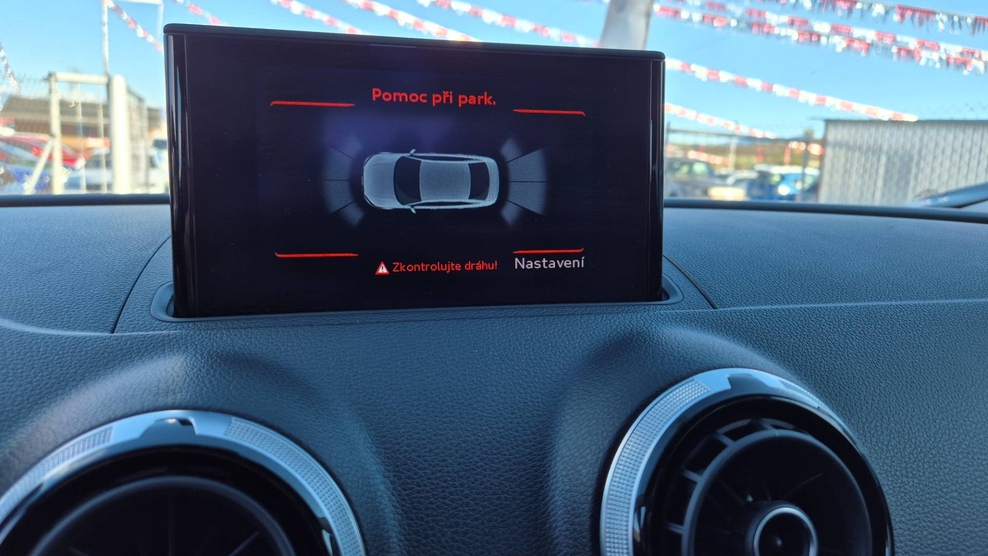 Audi A3 2.0 TDI Attraction – Obrázok 31