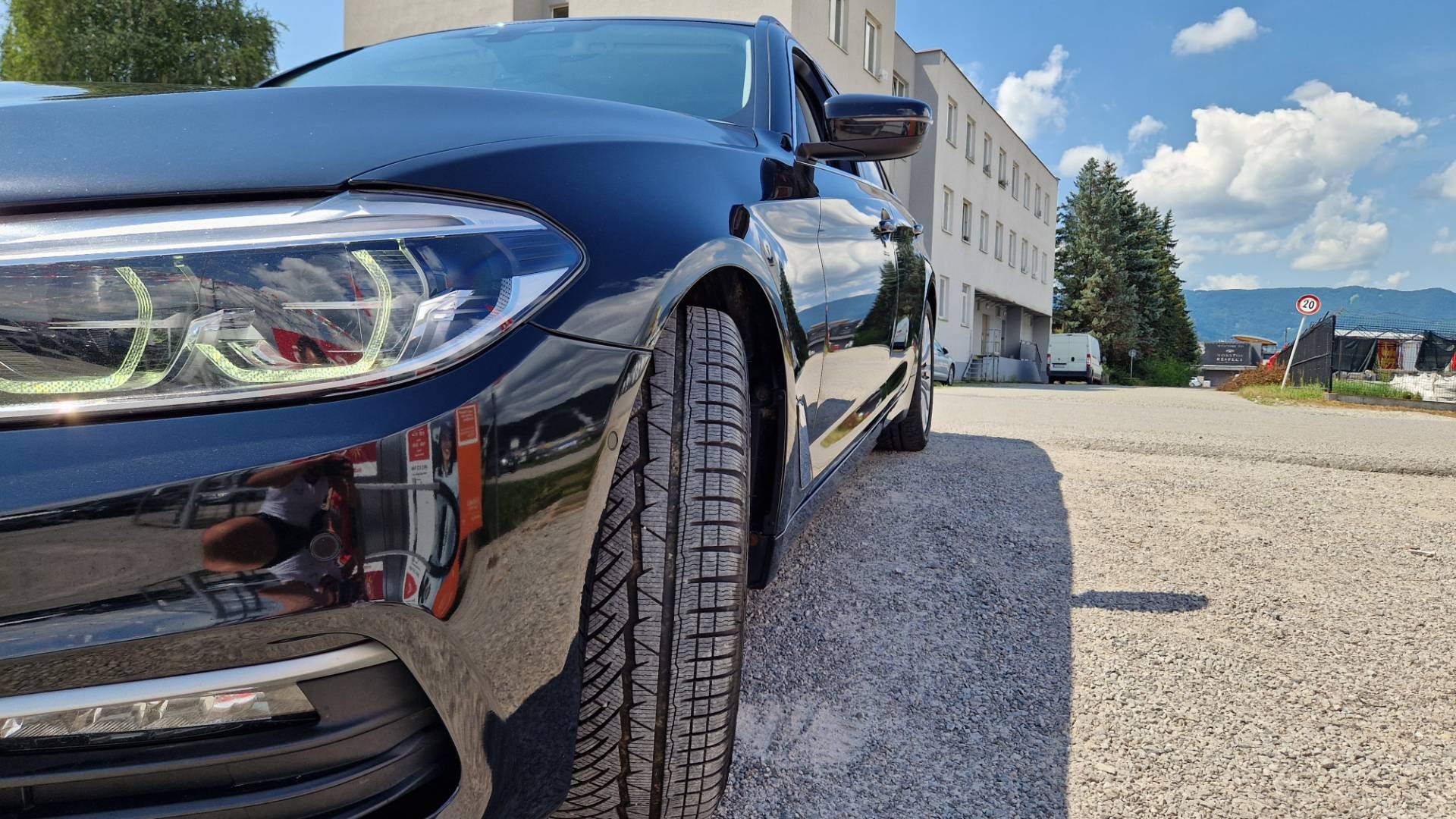 BMW Rad 5 Touring 530d xDrive A/T – Obrázok 14