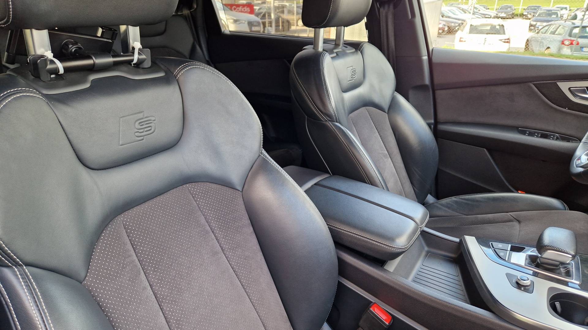 Audi Q7 3.0 TDI 272K QUATTTRO S-LINE 8 ST – Obrázok 50