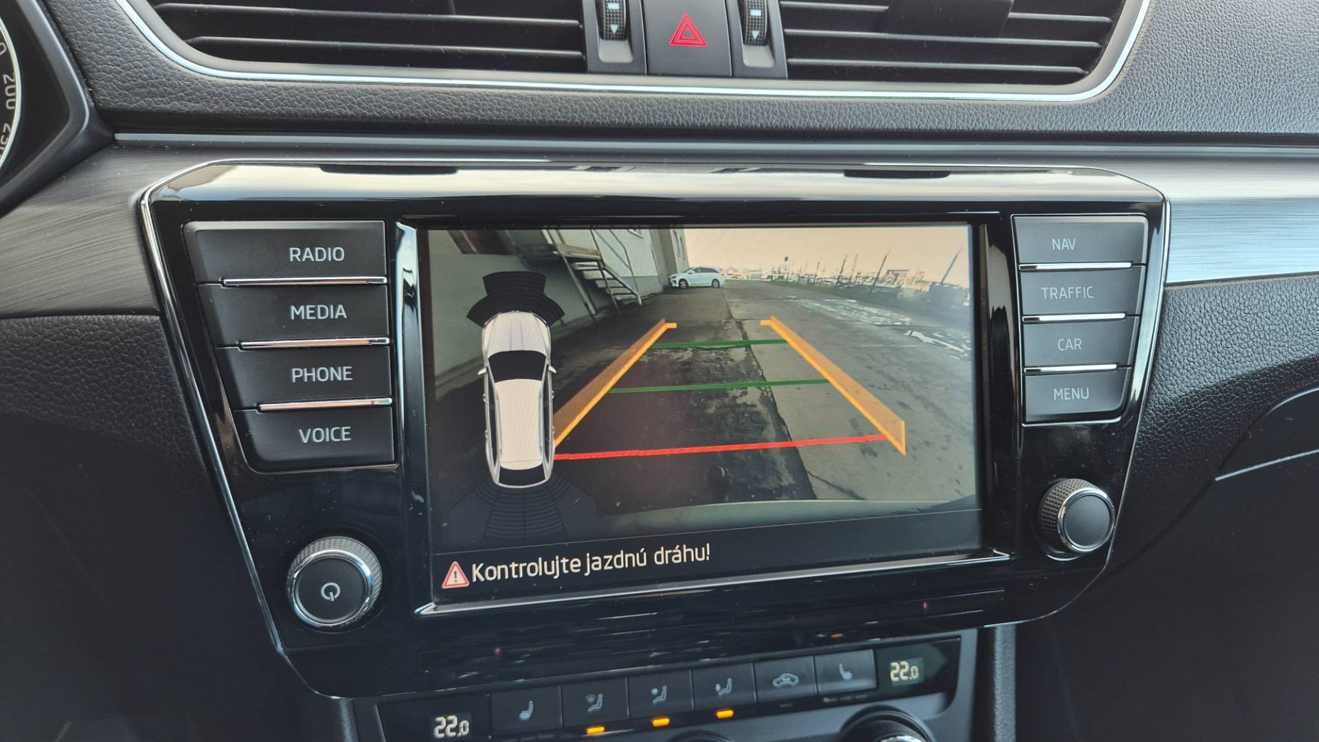 Škoda Superb Combi 2.0 TDI 190k 4x4 Style DSG EU6 – Obrázok 32