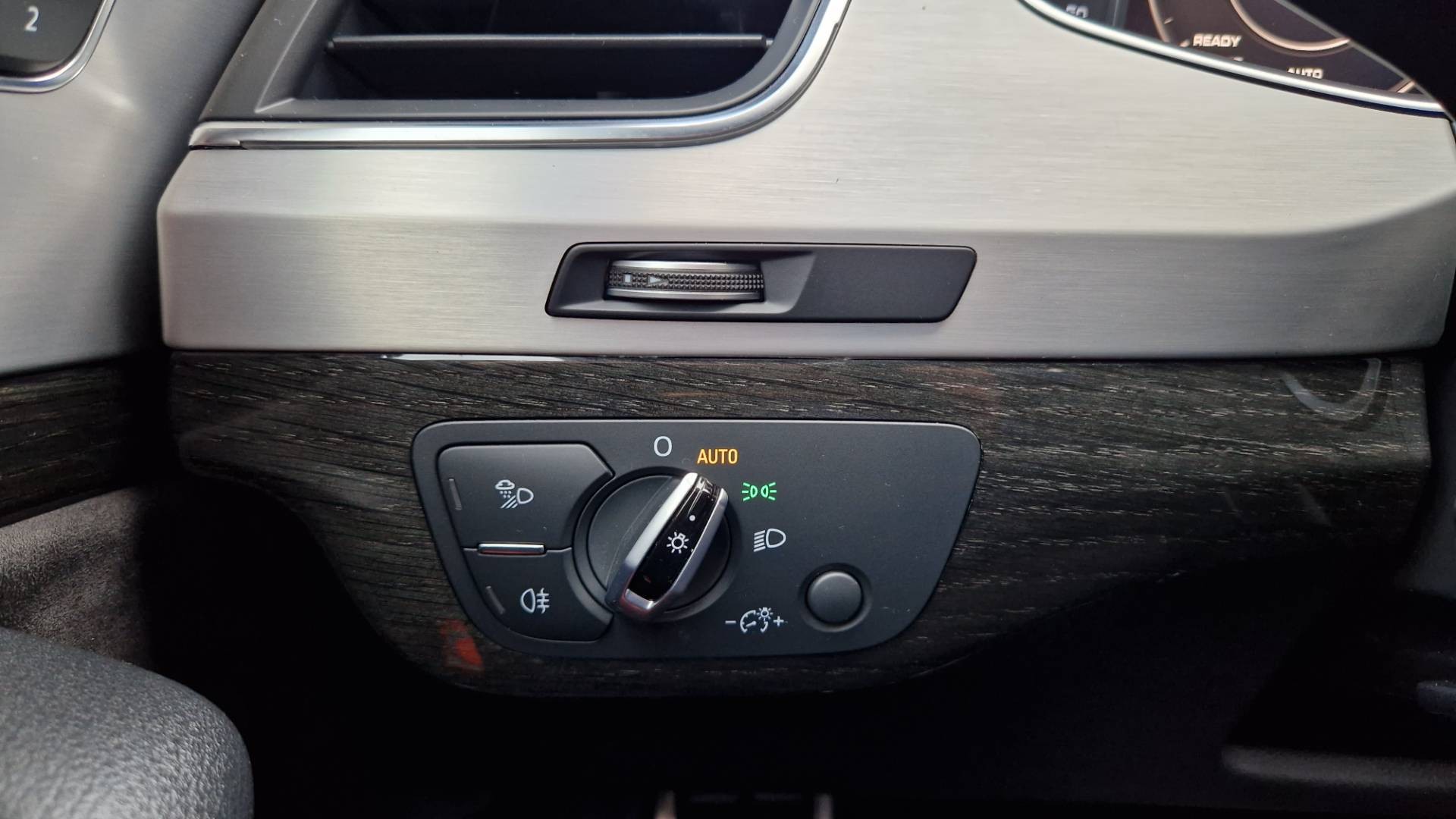 Audi Q7 3.0 TDI 272K QUATTTRO S-LINE 8 ST – Obrázok 66