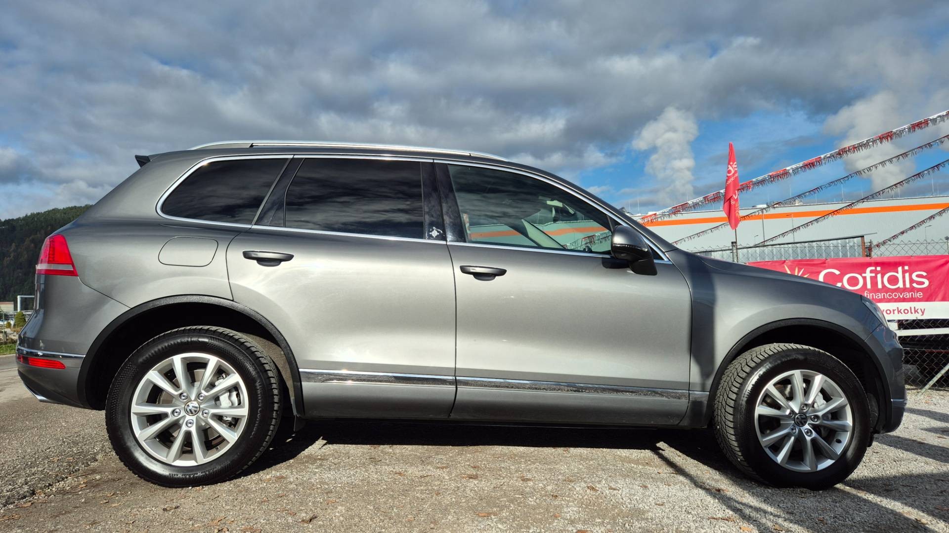 Volkswagen Touareg II 3.0 V6 TDI CARAT EDITION 4MOTION 193kW – Obrázok 9