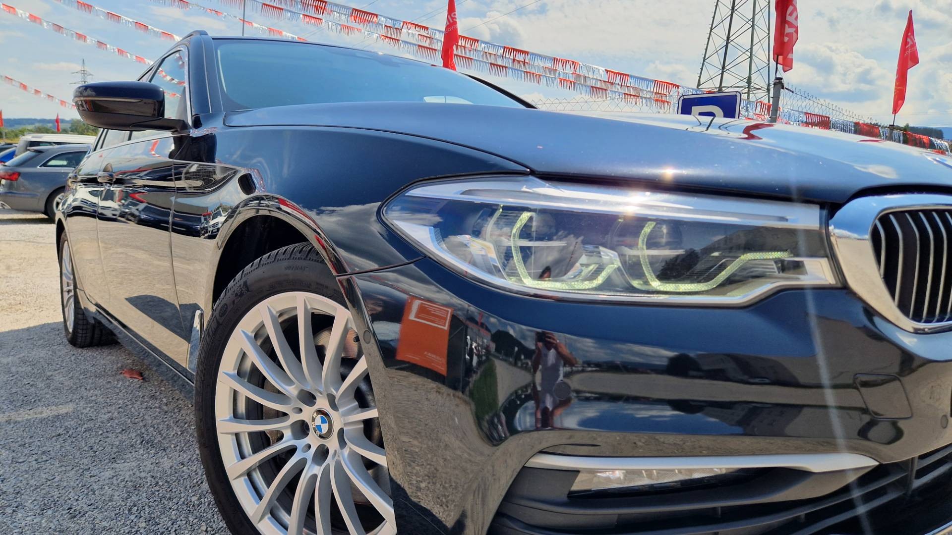 BMW Rad 5 Touring 530d xDrive A/T – Obrázok 20