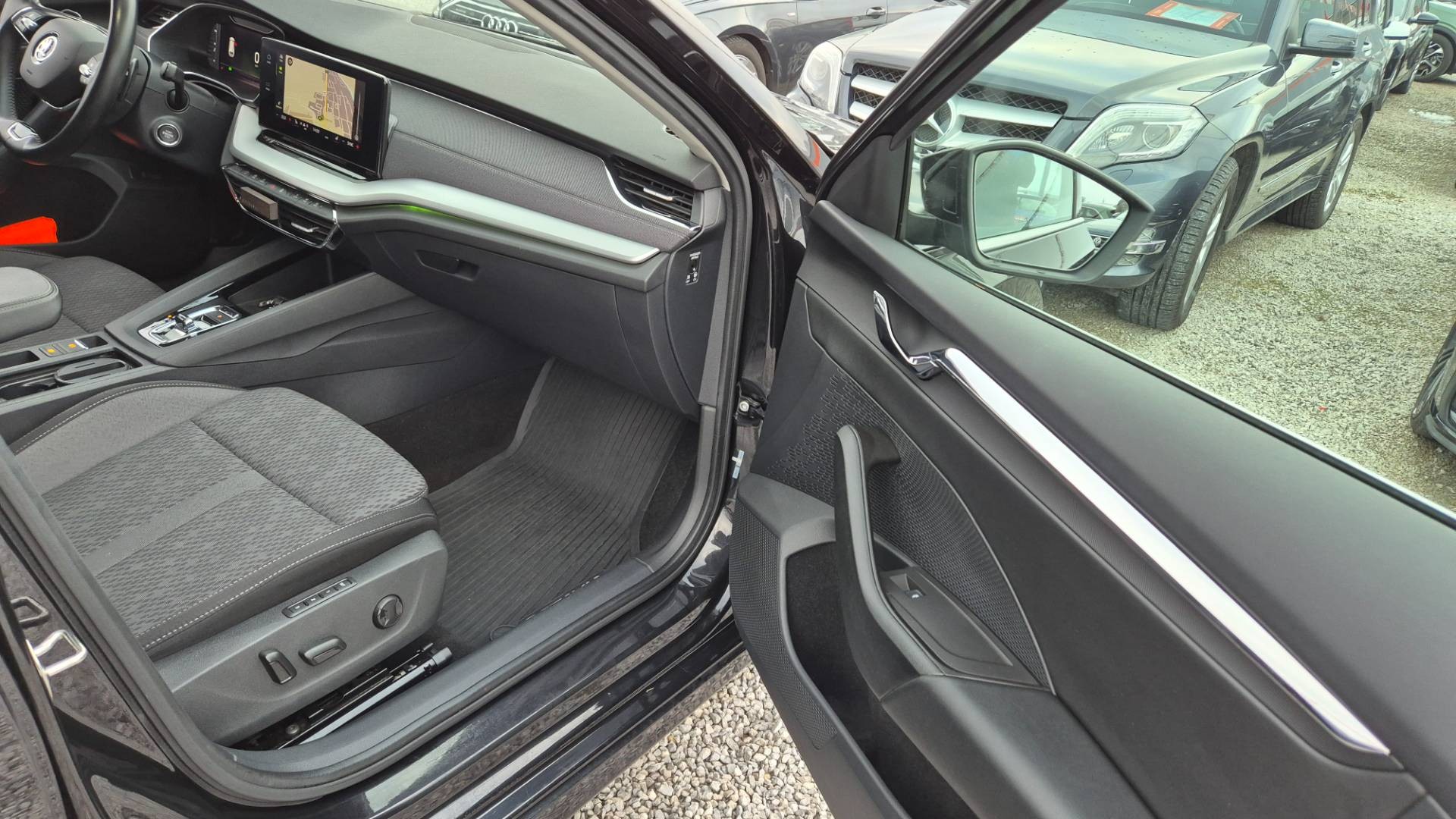 Škoda Octavia Combi 2.0 TDI SCR Style DSG – Obrázok 26