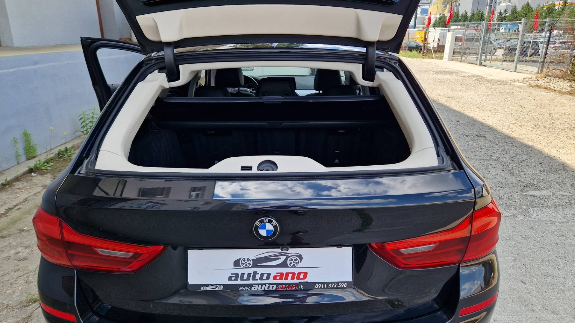 BMW Rad 5 Touring 530d xDrive A/T – Obrázok 21