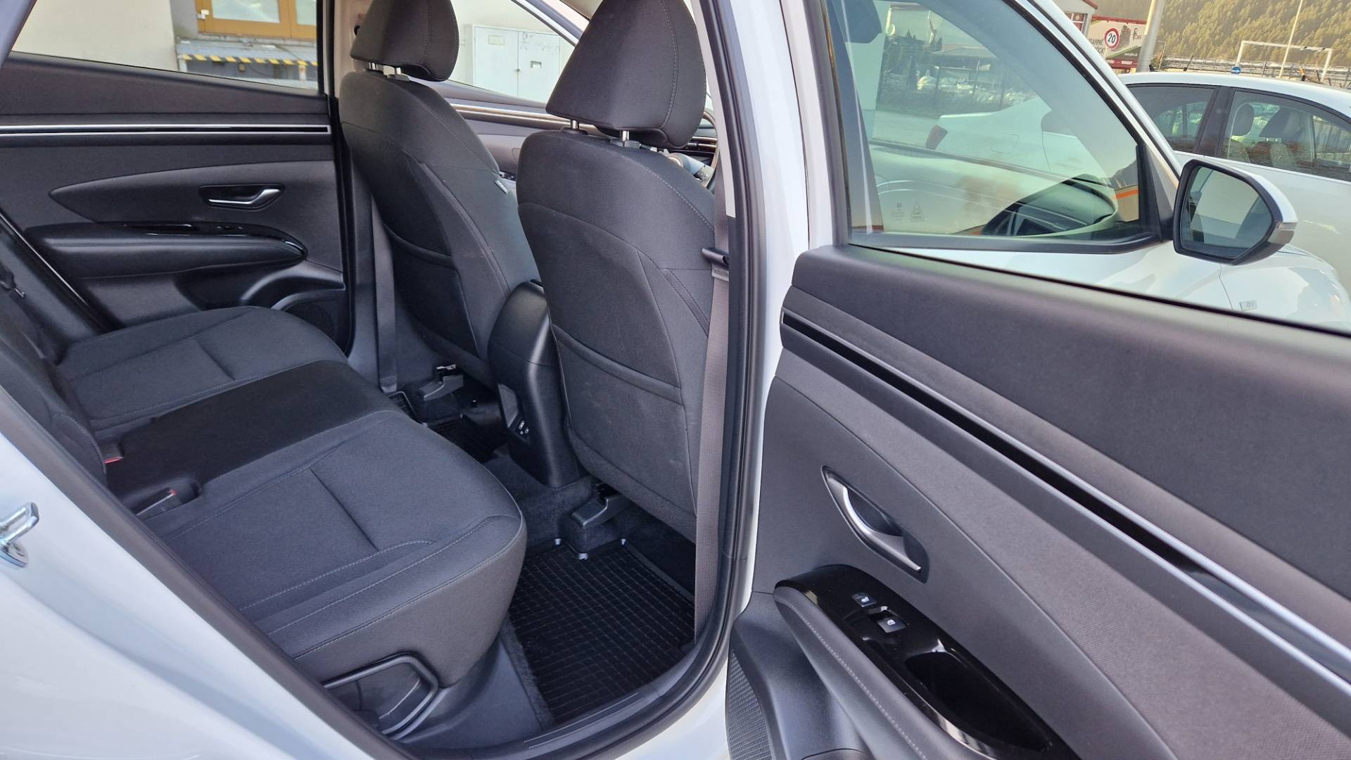 Hyundai Tucson 1.6 T-GDi Mild Hybrid Premium 4x4 A/T – Obrázok 27