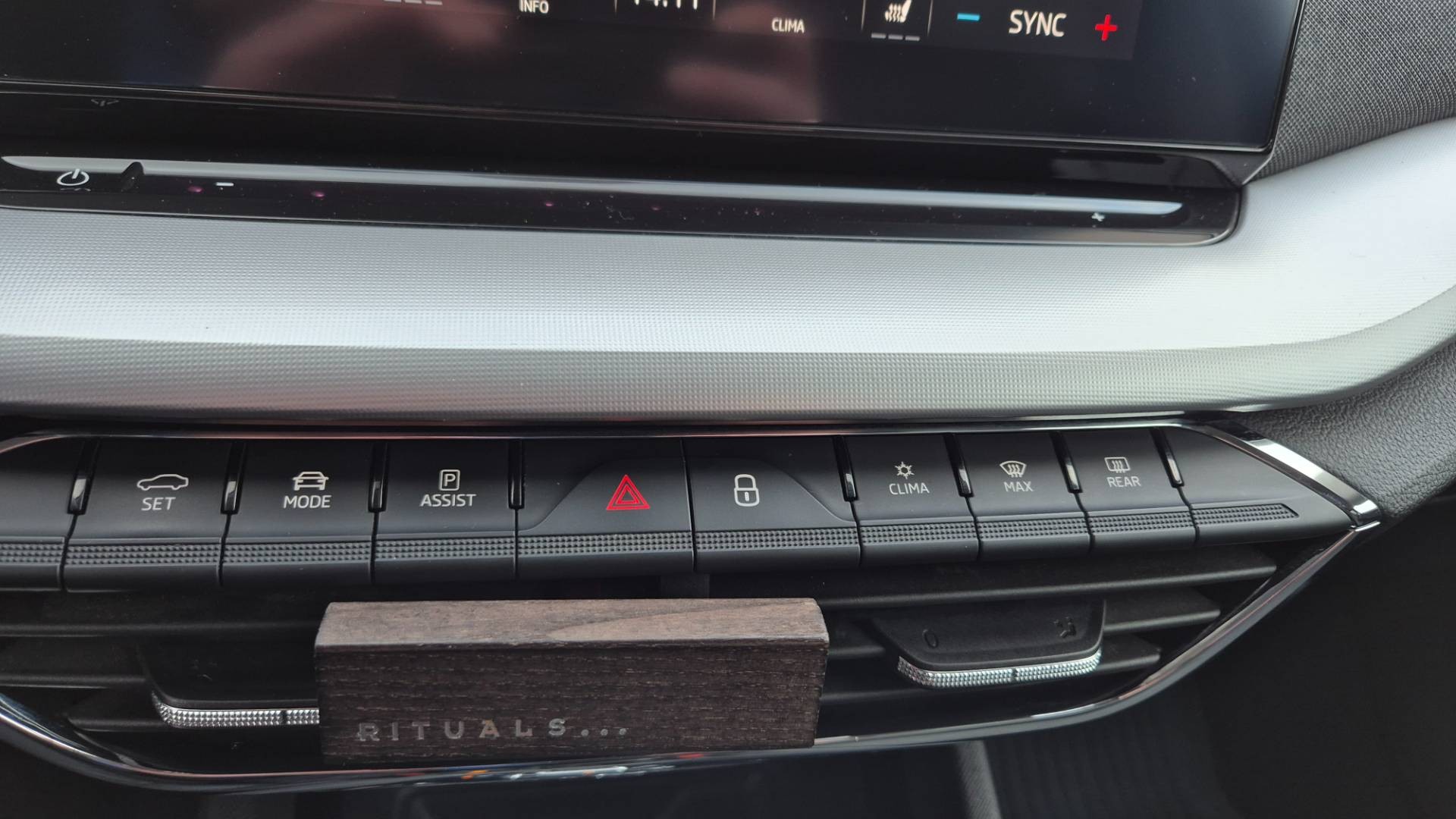 Škoda Octavia Combi 2.0 TDI SCR Style DSG – Obrázok 32