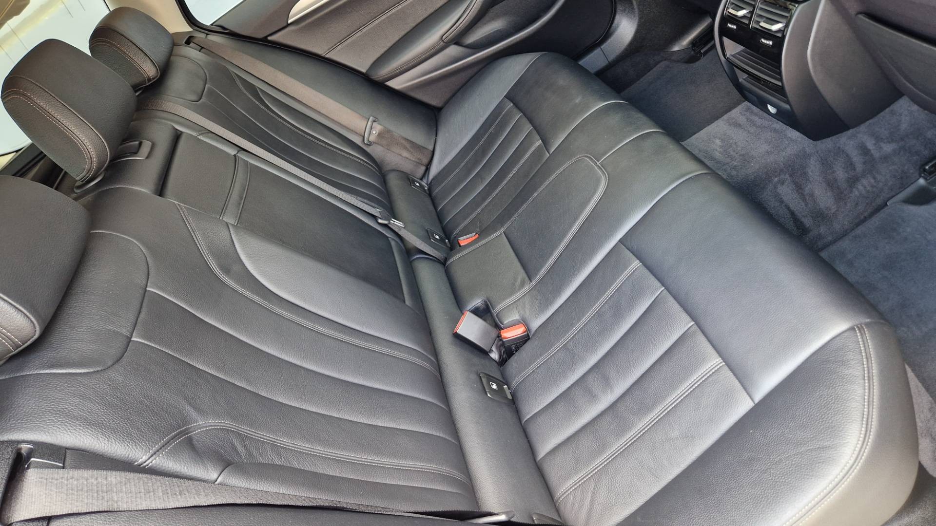 BMW Rad 5 Touring 530d xDrive A/T – Obrázok 39