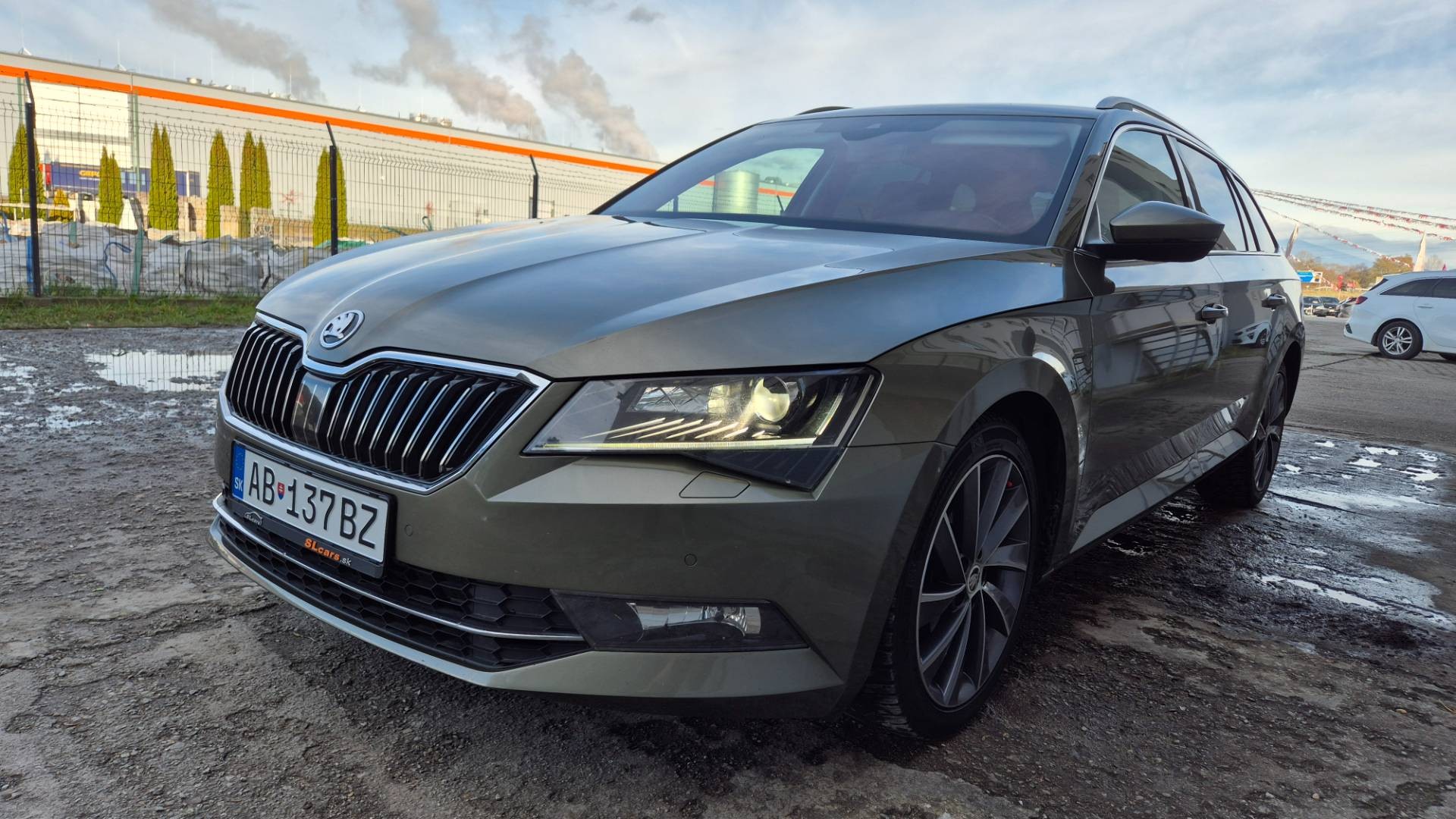Škoda Superb Combi 2.0 TDI 190k 4x4 Style DSG EU6 – Obrázok 44