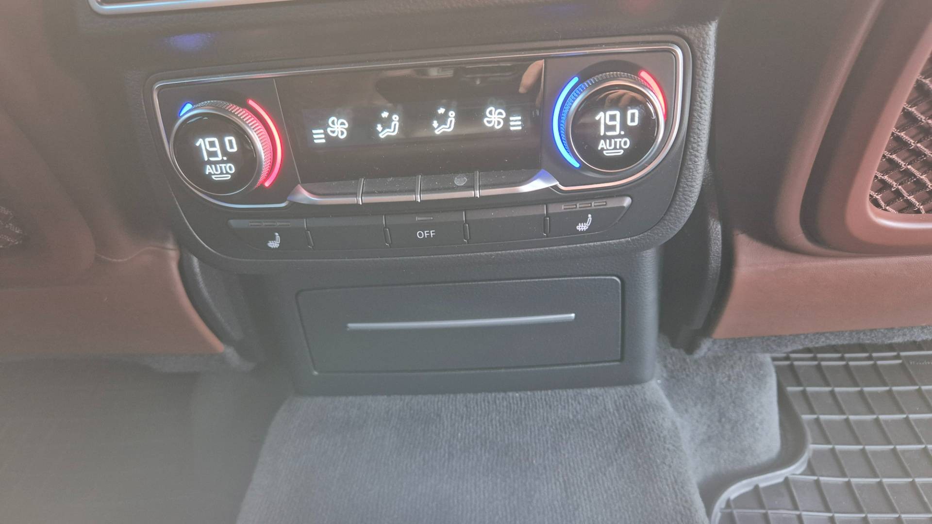 Audi SQ7 4.0 TDI 435k quattro tiptronic 8-st. – Obrázok 24