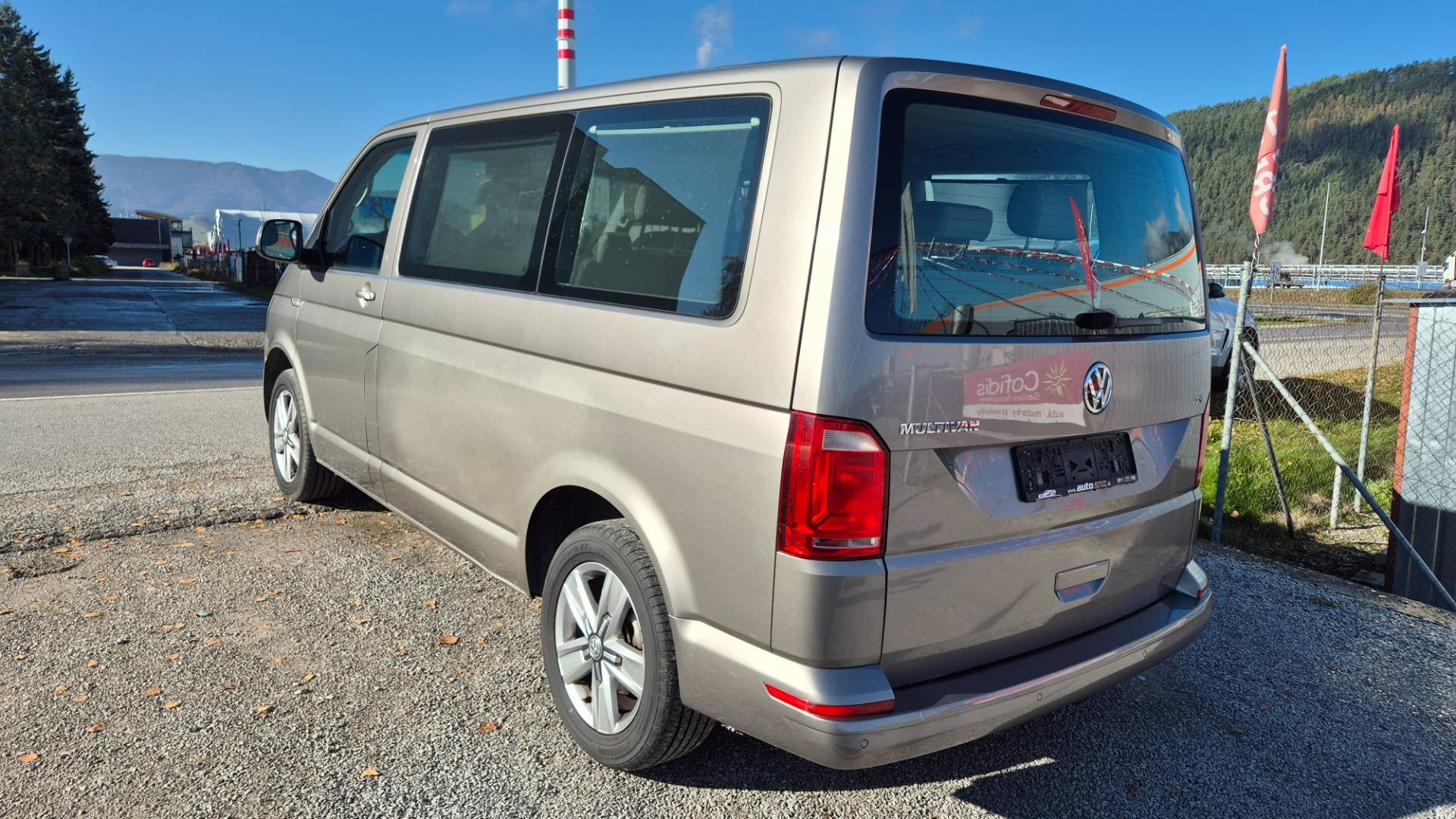 Volkswagen Multivan 2.0 TSI BMT Comfortline DSG – Obrázok 8