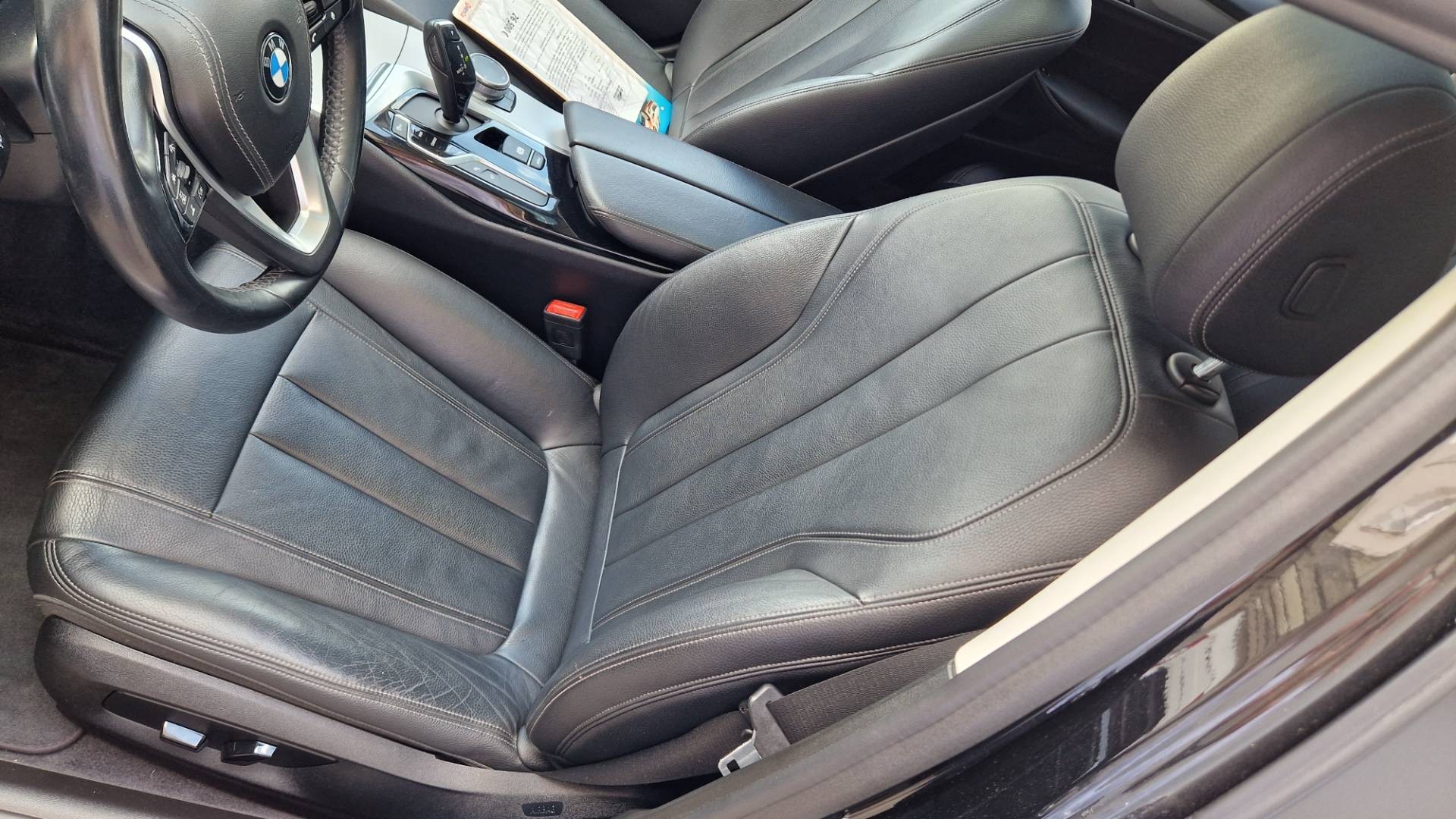 BMW Rad 5 Touring 530d xDrive A/T – Obrázok 32