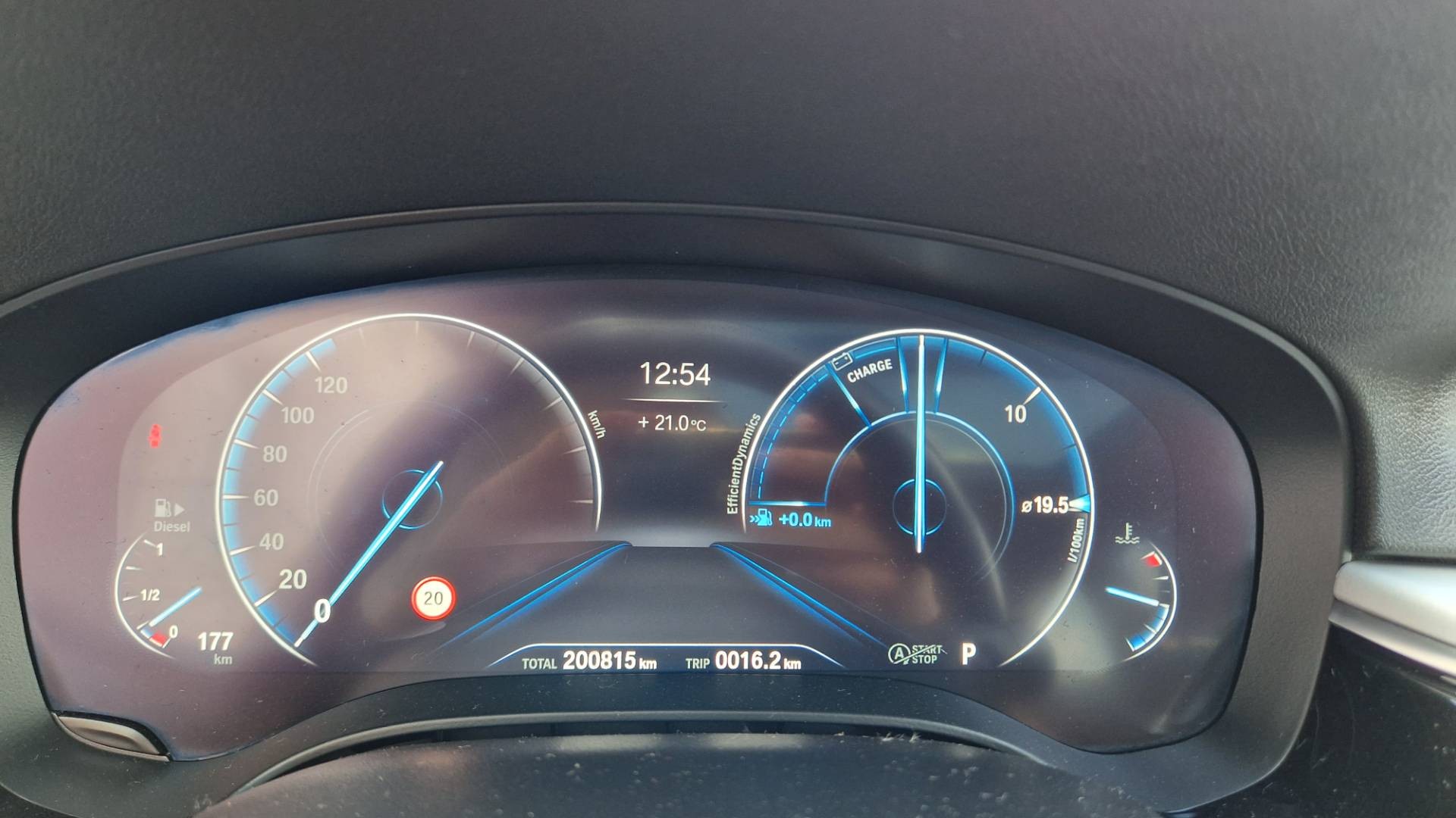 BMW Rad 5 Touring 530d xDrive A/T – Obrázok 61