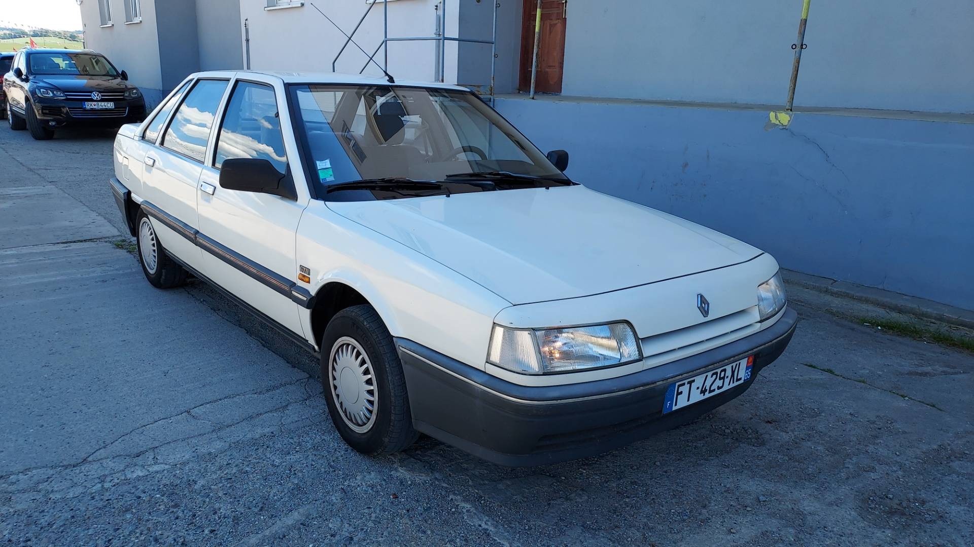 Renault R21 2.1 GTD – Obrázok 37