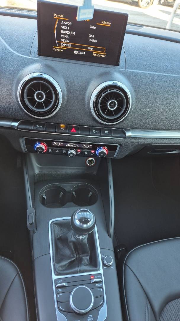 Audi A3 2.0 TDI Attraction – Obrázok 27